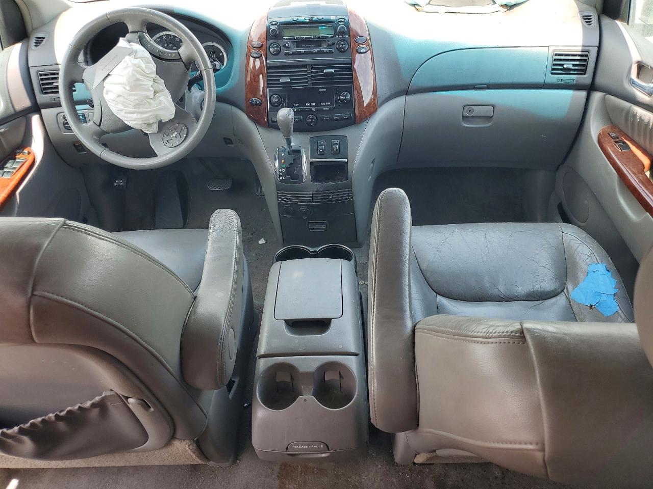 2005 Toyota Sienna Xle 7 Passenger Silver vin: 5TDZA22C55S259143