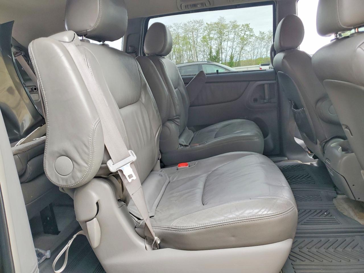 2005 Toyota Sienna Xle Limited 7 Passenger Gray vin: 5TDZA22C55S279621
