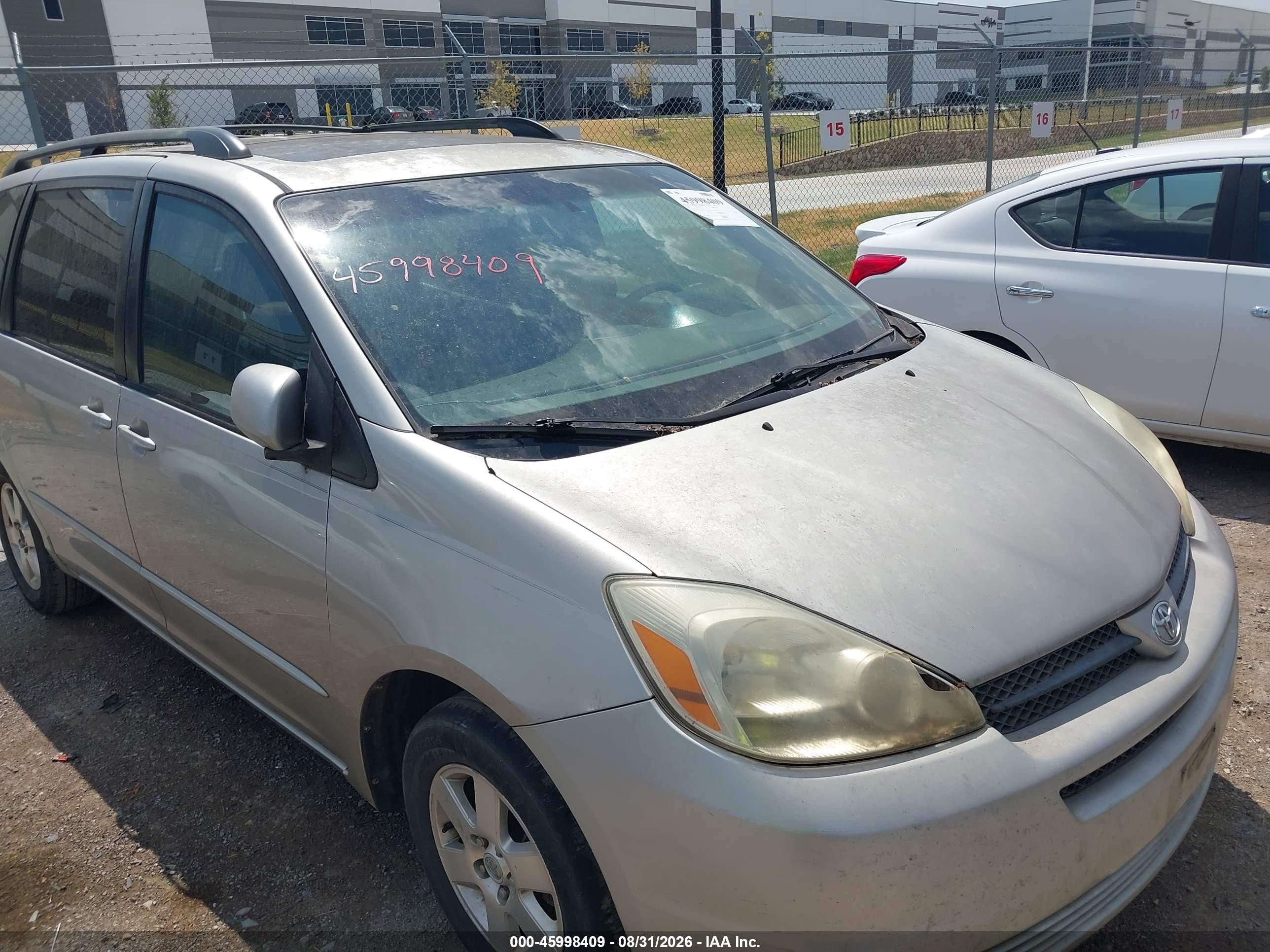 2005 Toyota Sienna Xle Champagne vin: 5TDZA22C55S302475