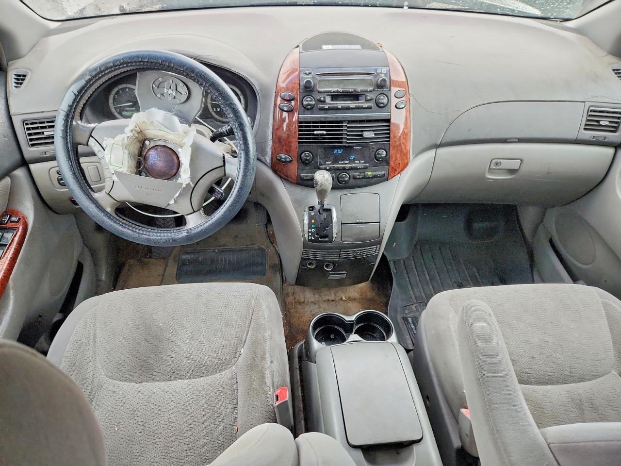 2005 Toyota Sienna Xle 7 Passenger Gold vin: 5TDZA22C55S312665