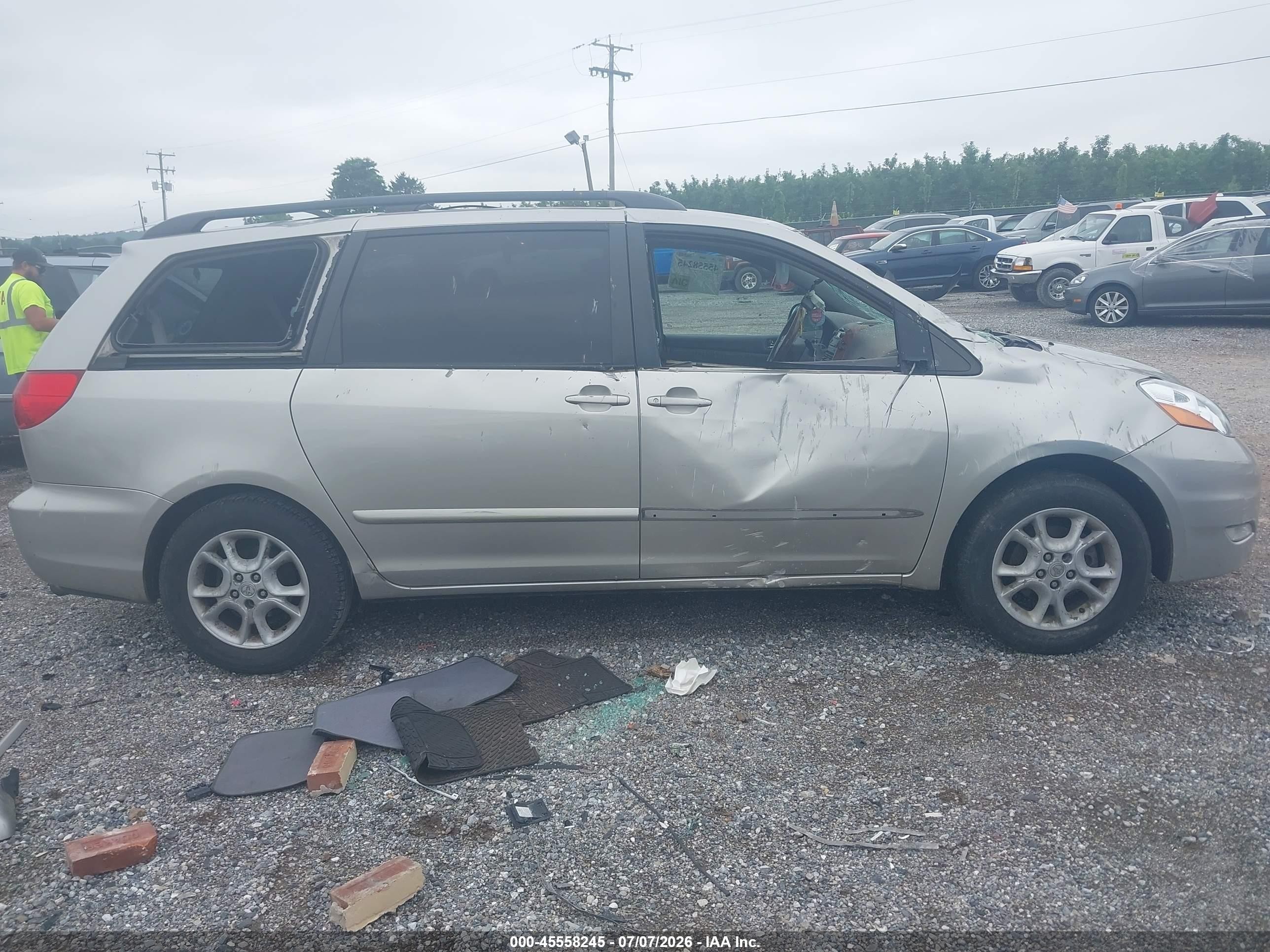 2006 Toyota Sienna Xle Gray vin: 5TDZA22C56S511894