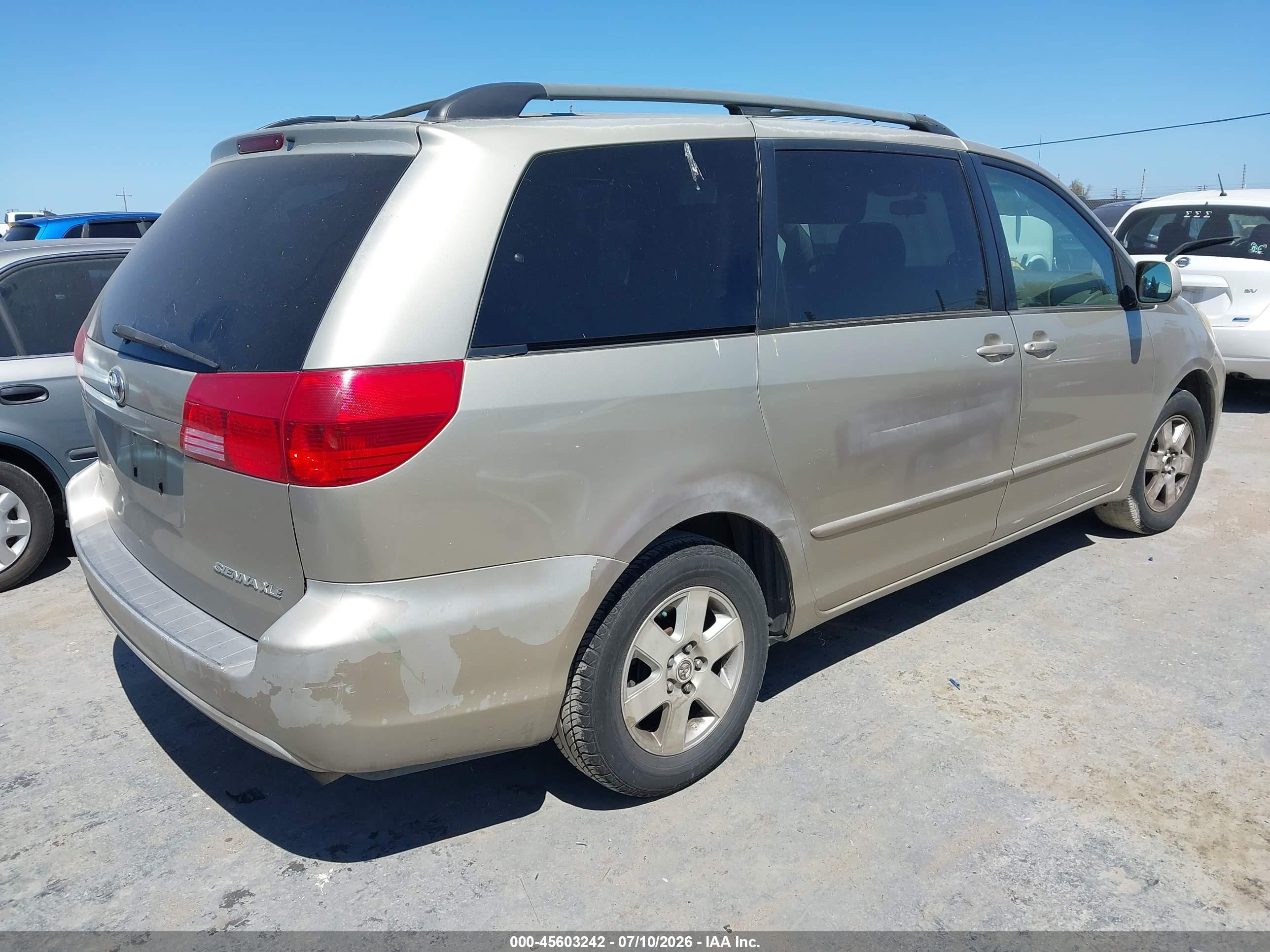 2004 Toyota Sienna Xle Gold vin: 5TDZA22C64S012602