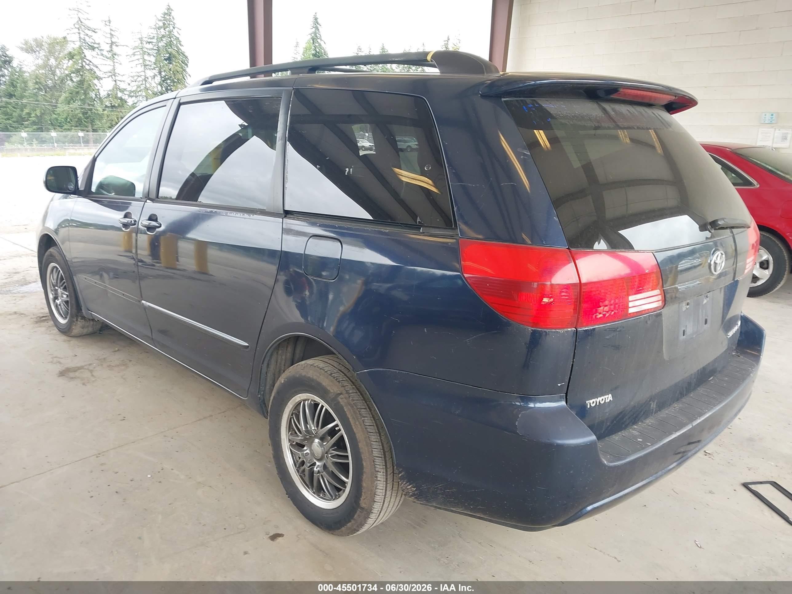 2004 Toyota Sienna Xle Blue vin: 5TDZA22C64S078065