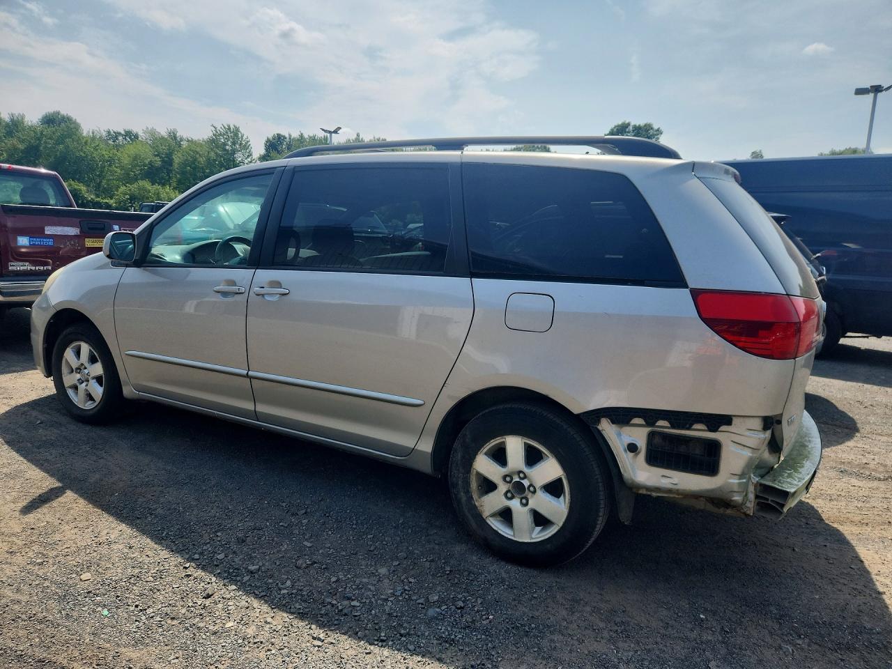 2004 Toyota Sienna Xle 7 Passenger Silver vin: 5TDZA22C64S093939