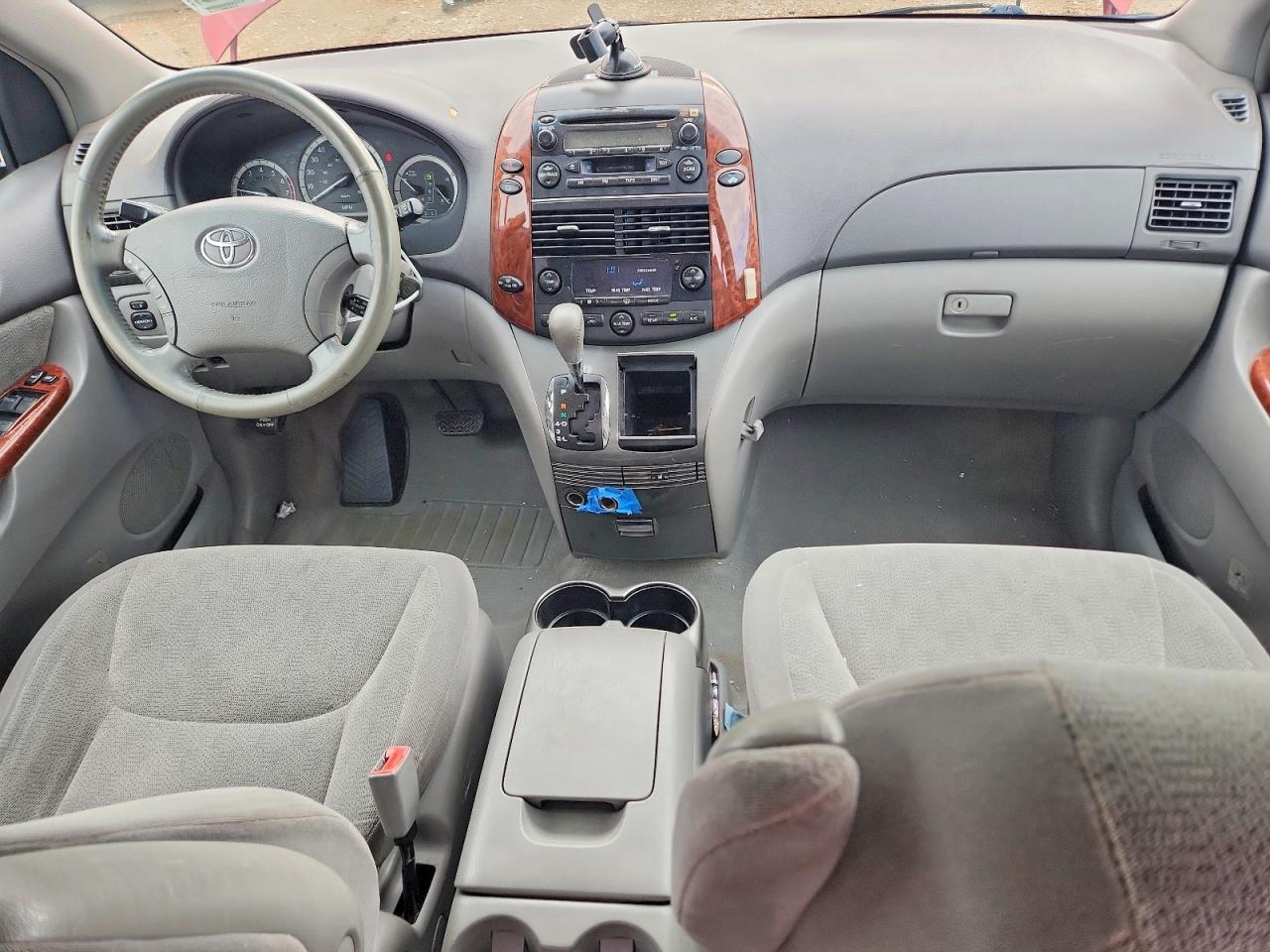 2004 Toyota Sienna Xle 7 Passenger Burgundy vin: 5TDZA22C64S094041