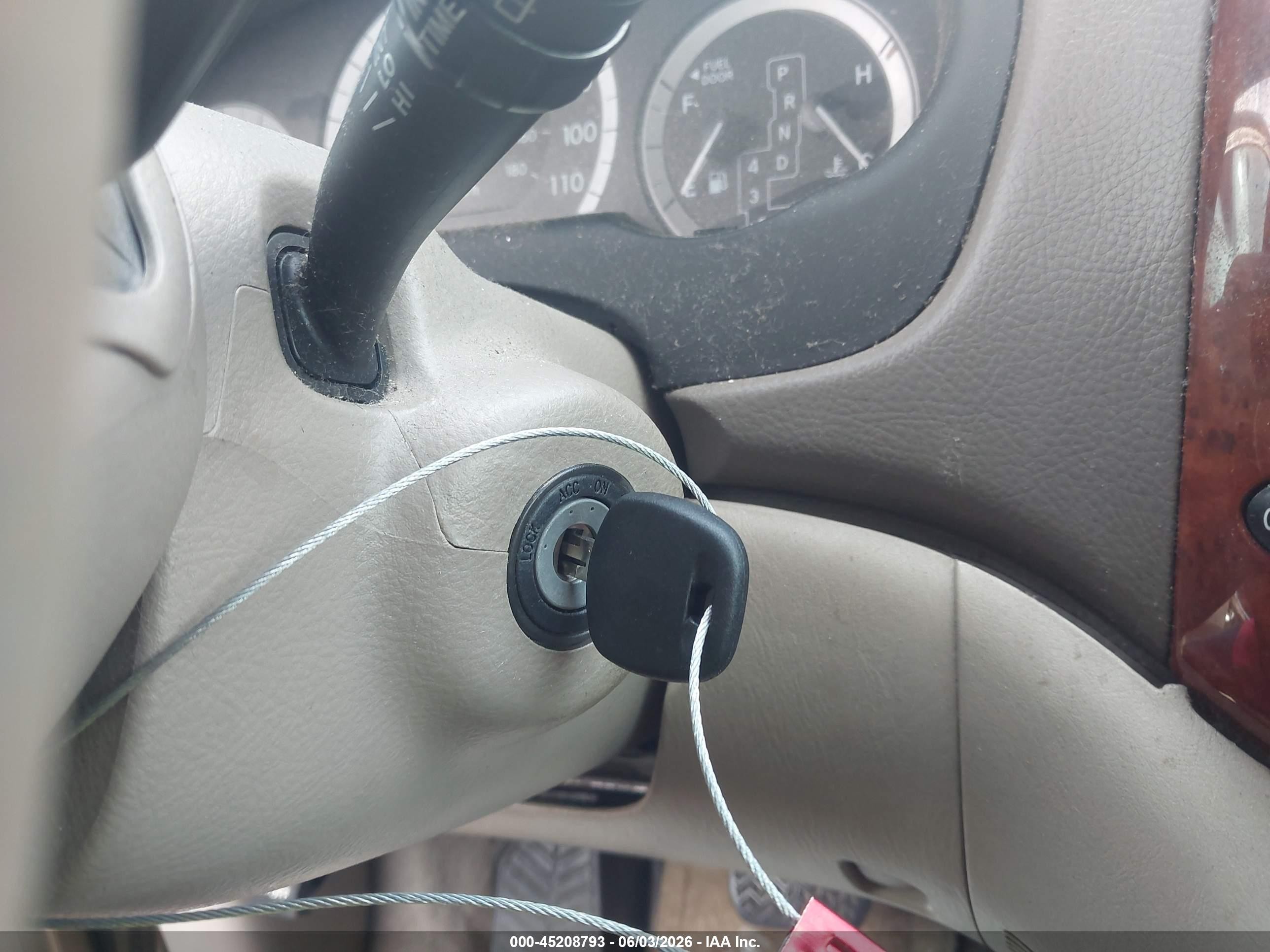 2004 Toyota Sienna Xle Бежевый vin: 5TDZA22C64S166114