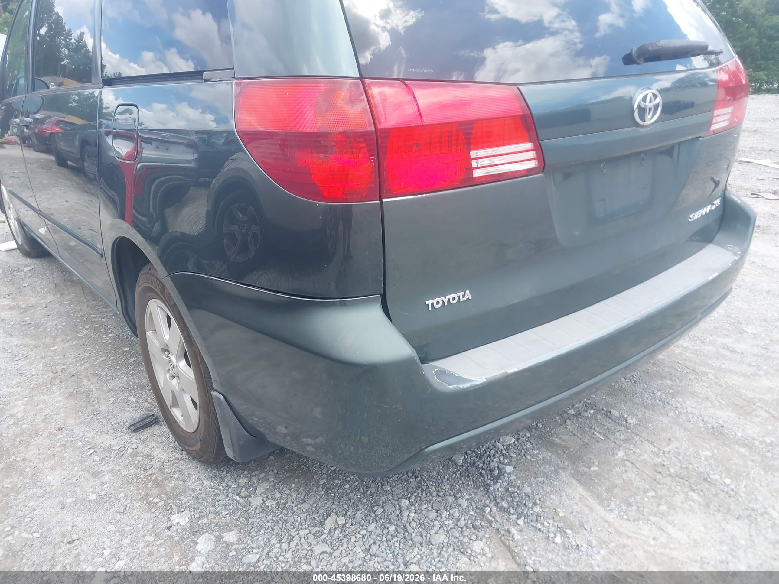 2004 Toyota Sienna Xle Green vin: 5TDZA22C64S202285