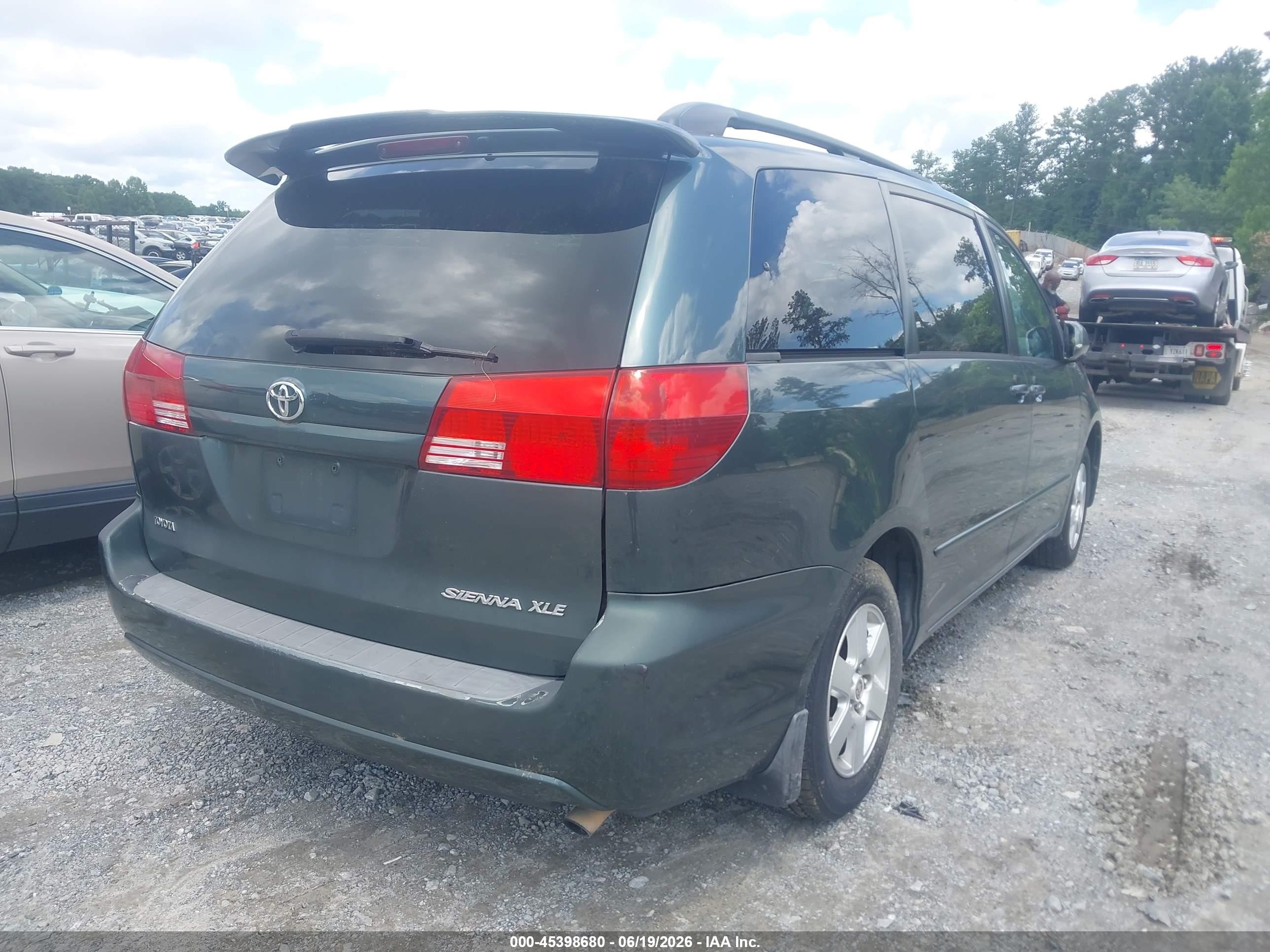 2004 Toyota Sienna Xle Green vin: 5TDZA22C64S202285