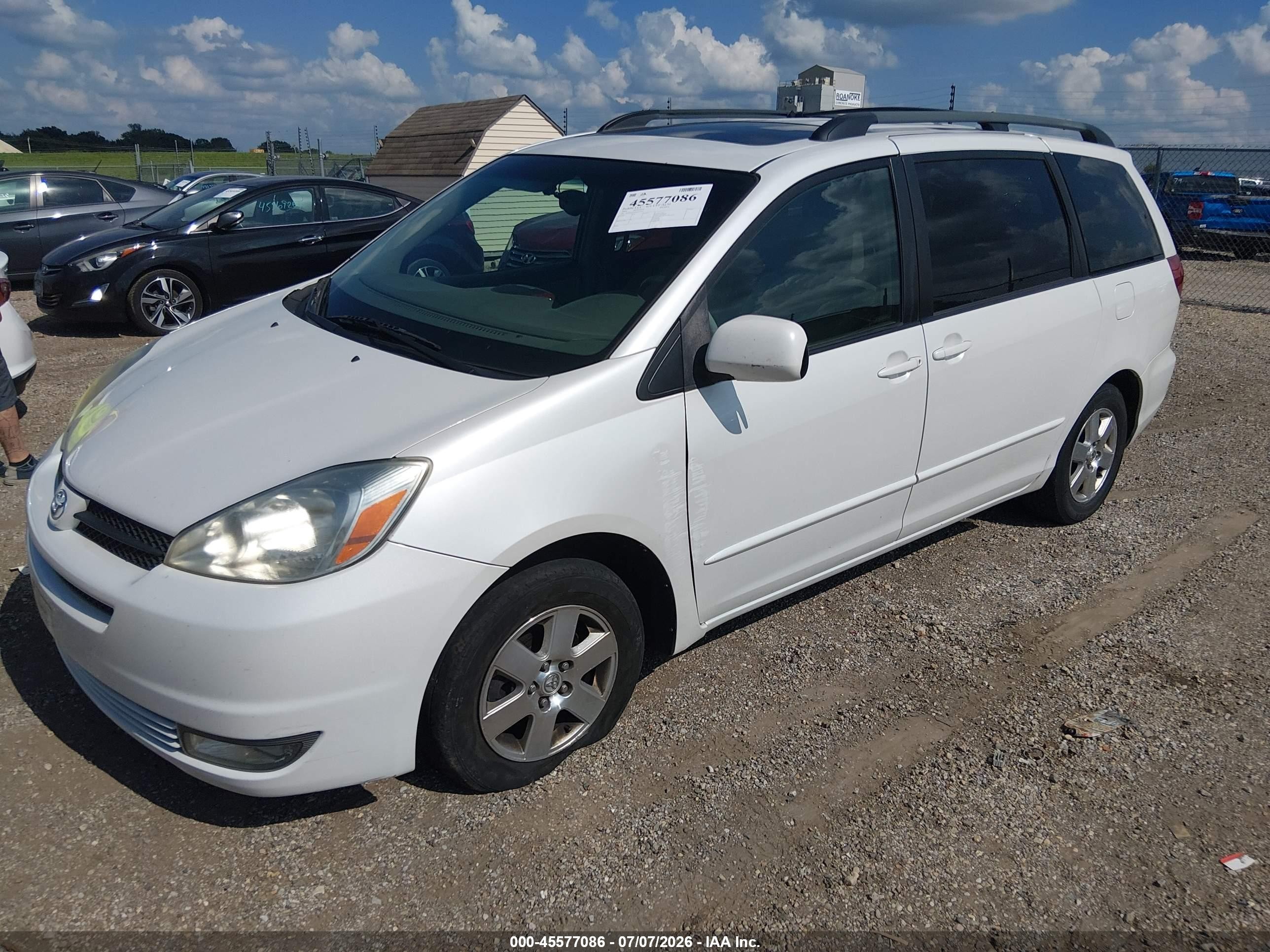 2005 Toyota Sienna Xle White vin: 5TDZA22C65S227737