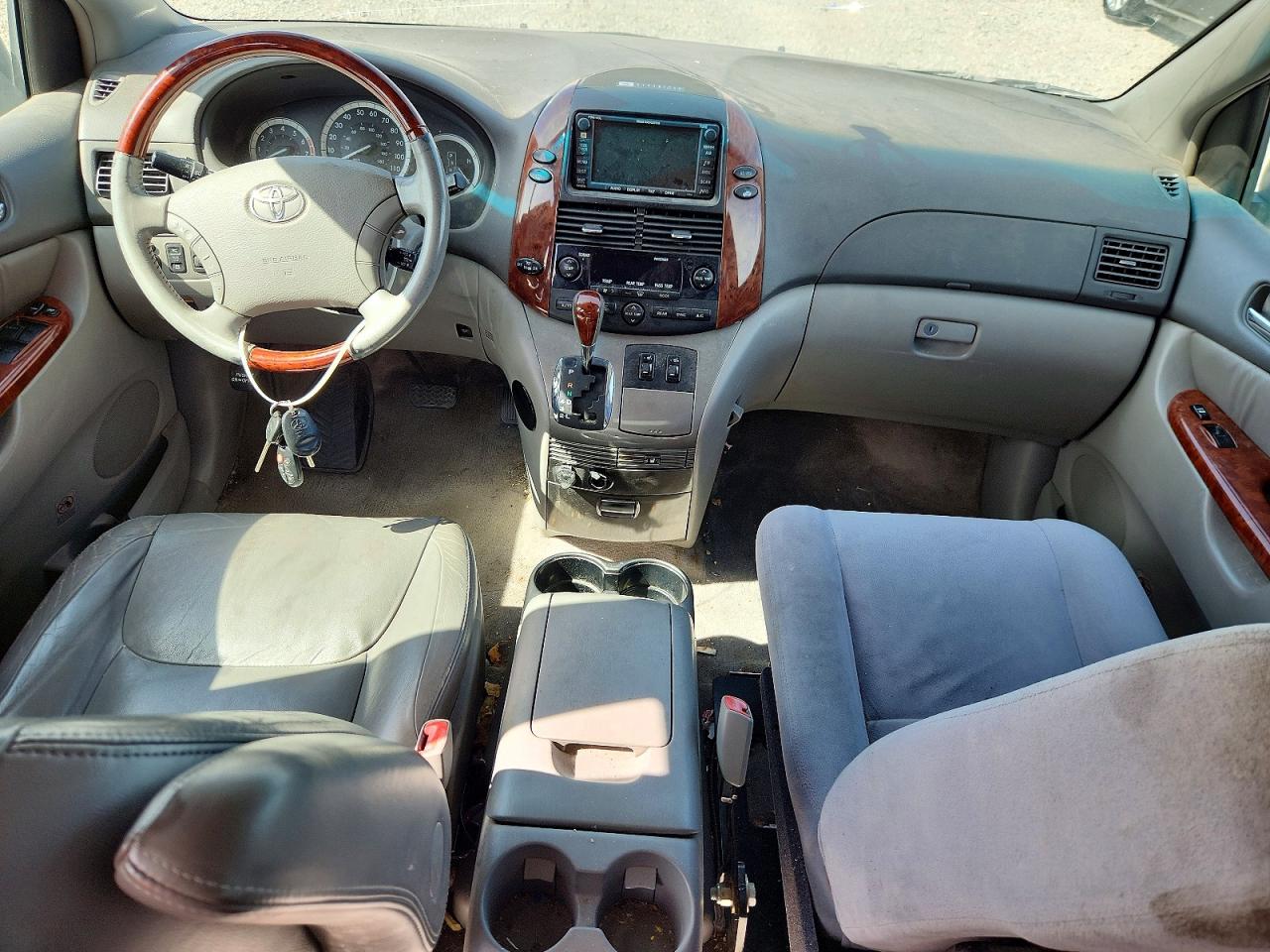2005 Toyota Sienna Xle Limited 7 Passenger Silver vin: 5TDZA22C65S375175