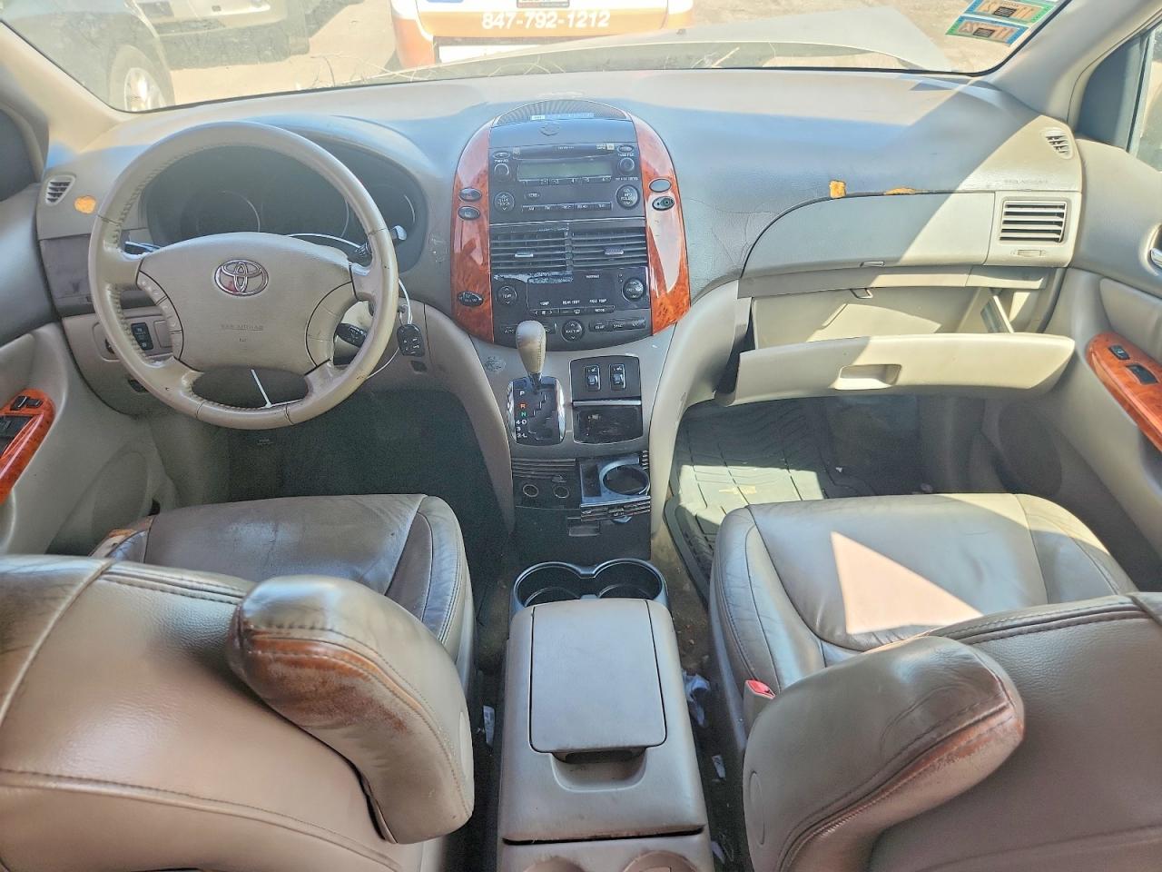 2006 Toyota Sienna Xle 7 Passenger Gold vin: 5TDZA22C66S411304