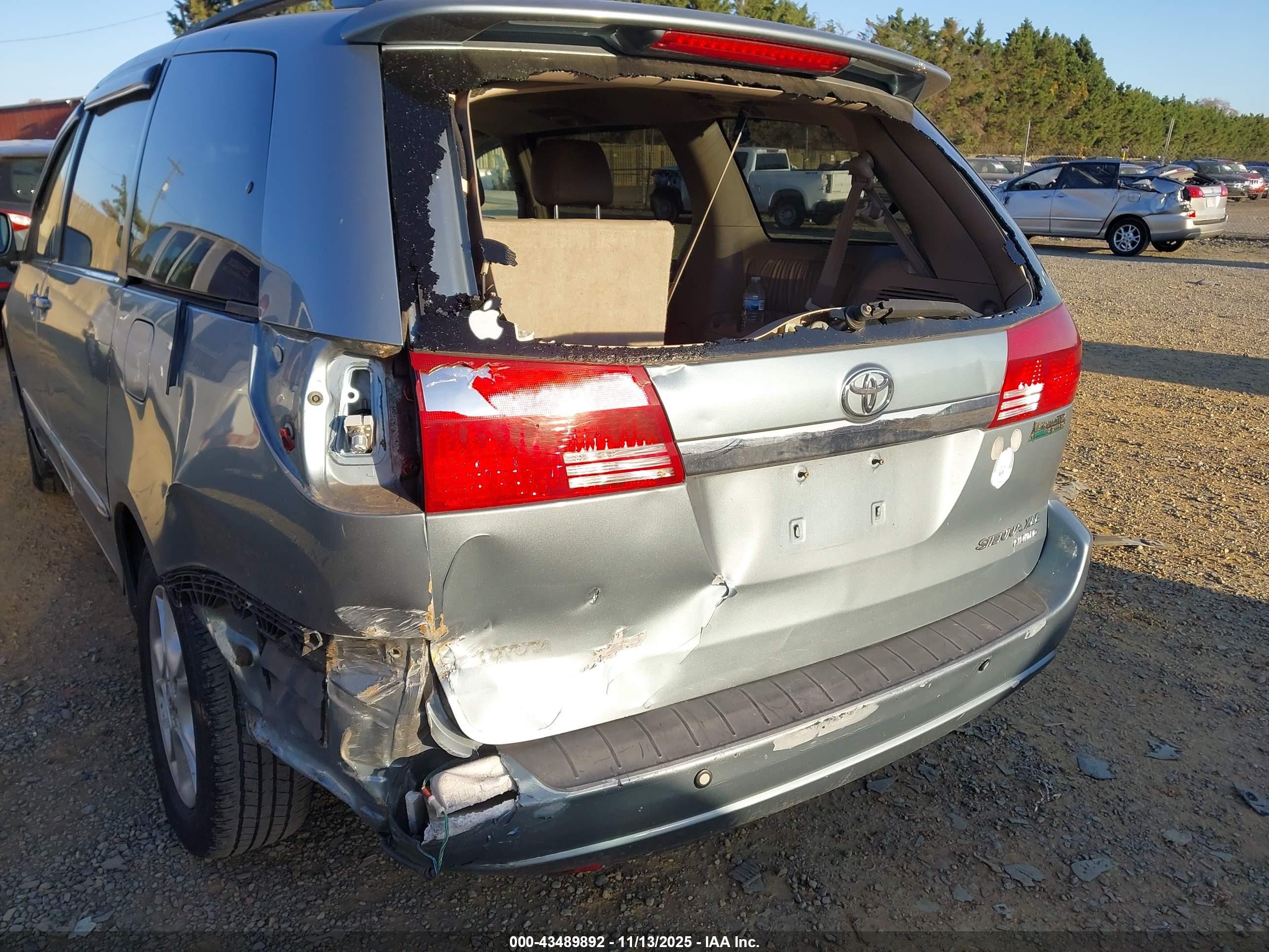 2004 Toyota Sienna Xle Limited Gray vin: 5TDZA22C74S182046