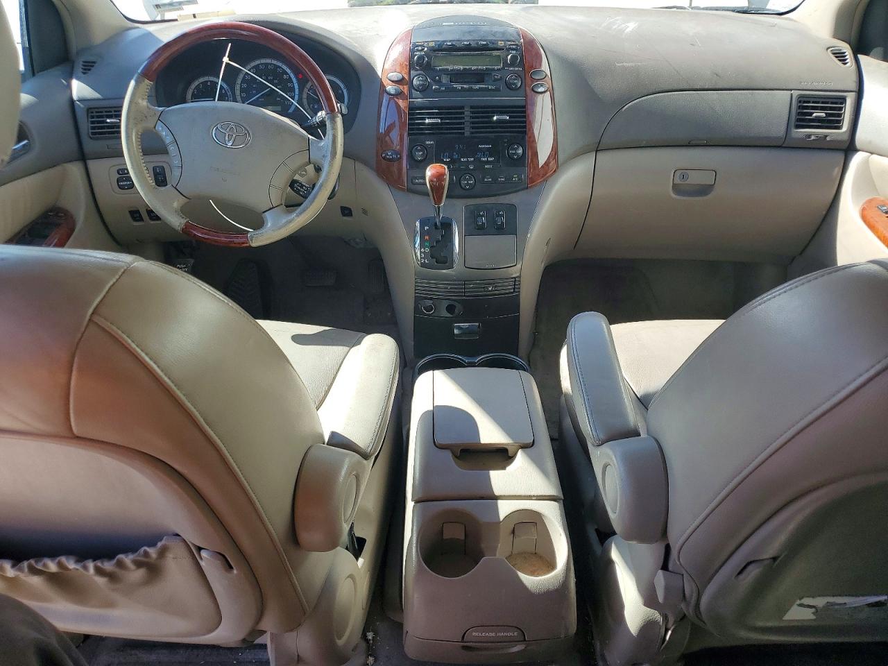 2004 Toyota Sienna Xle Limited 7 Passenger Желто-коричневый vin: 5TDZA22C74S202070