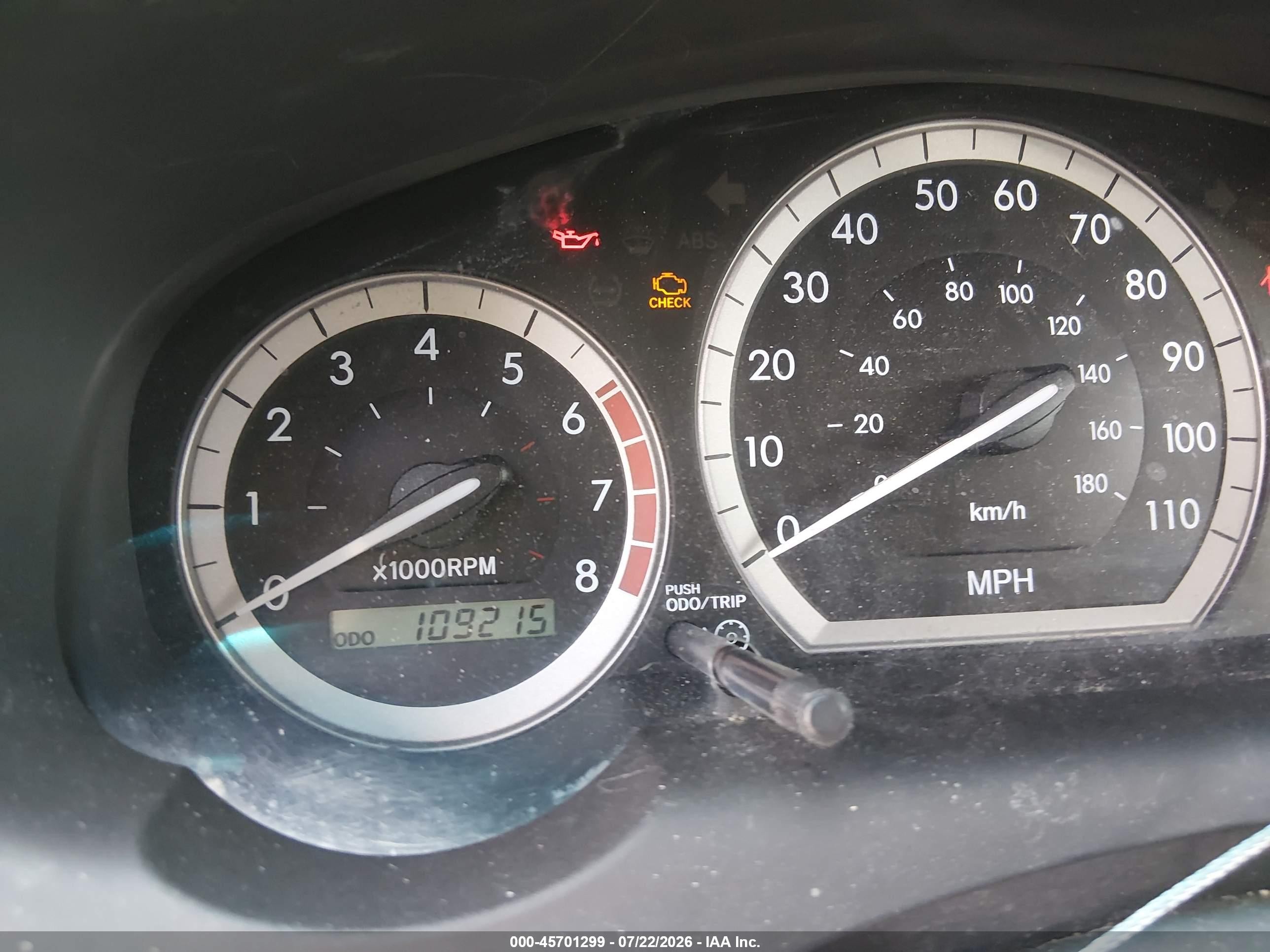 2004 Toyota Sienna Xle Silver vin: 5TDZA22C74S203879