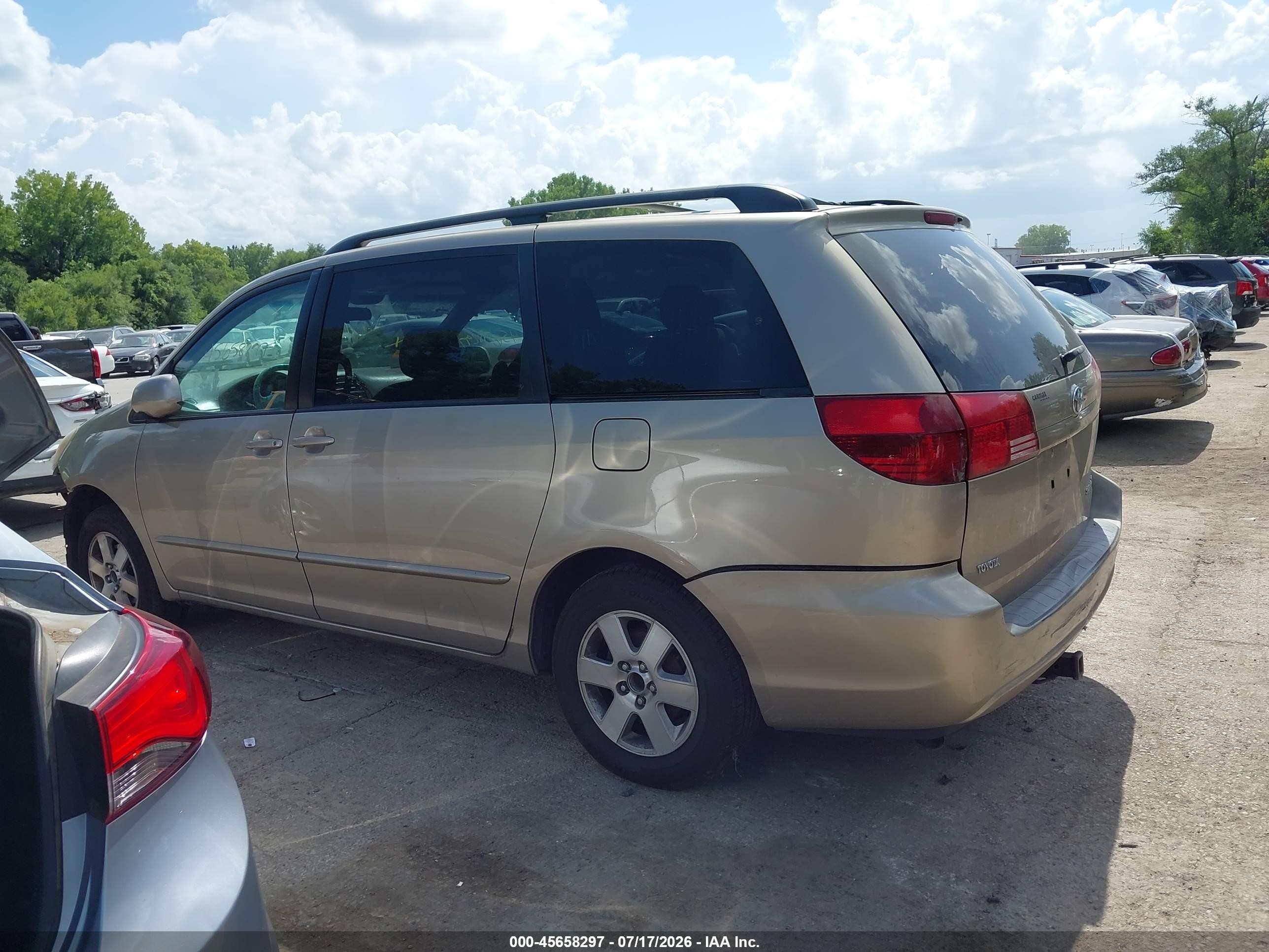 2005 Toyota Sienna Xle Brown vin: 5TDZA22C75S226371