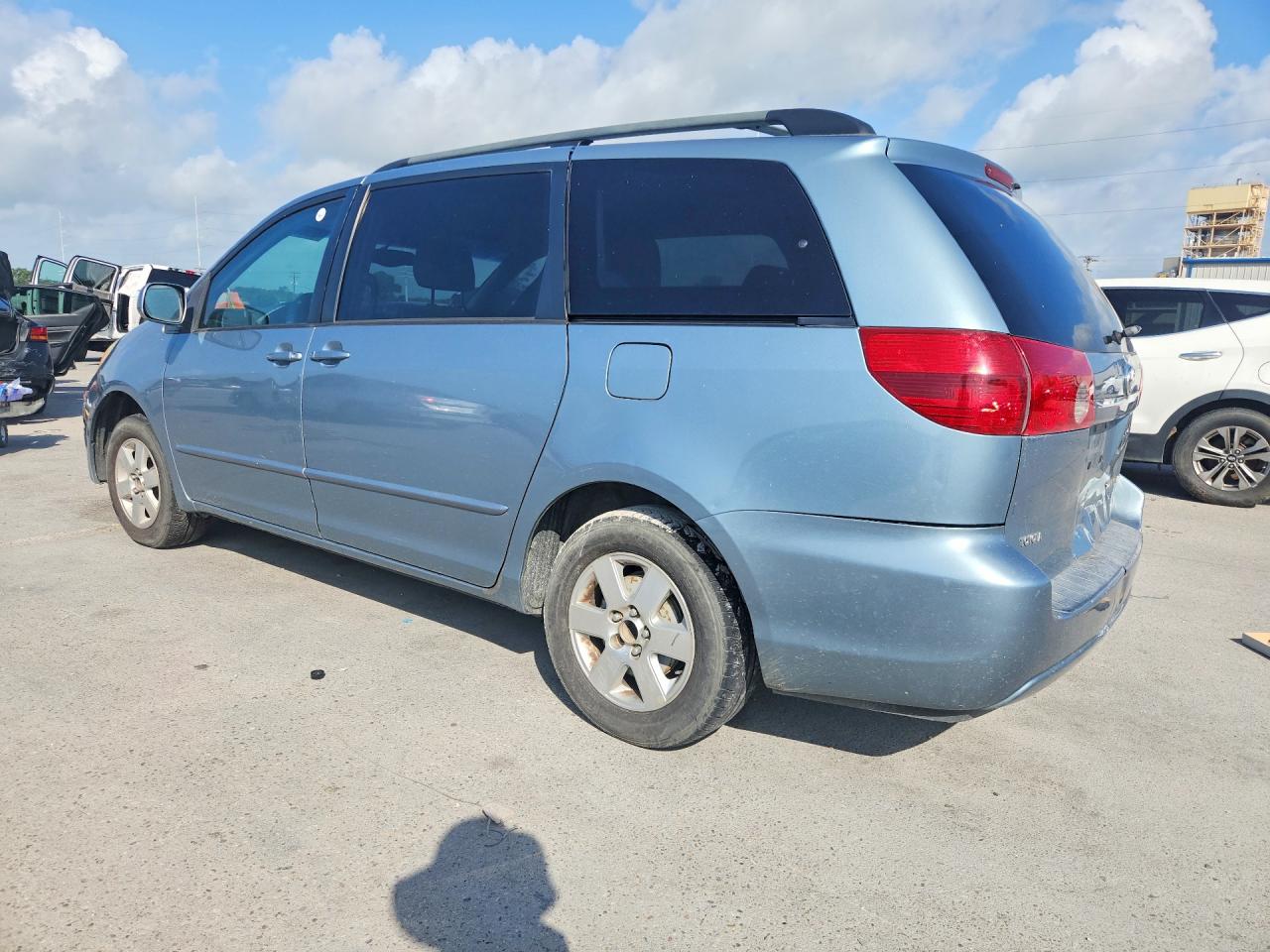 2005 Toyota Sienna Xle 7 Passenger Blue vin: 5TDZA22C75S280284
