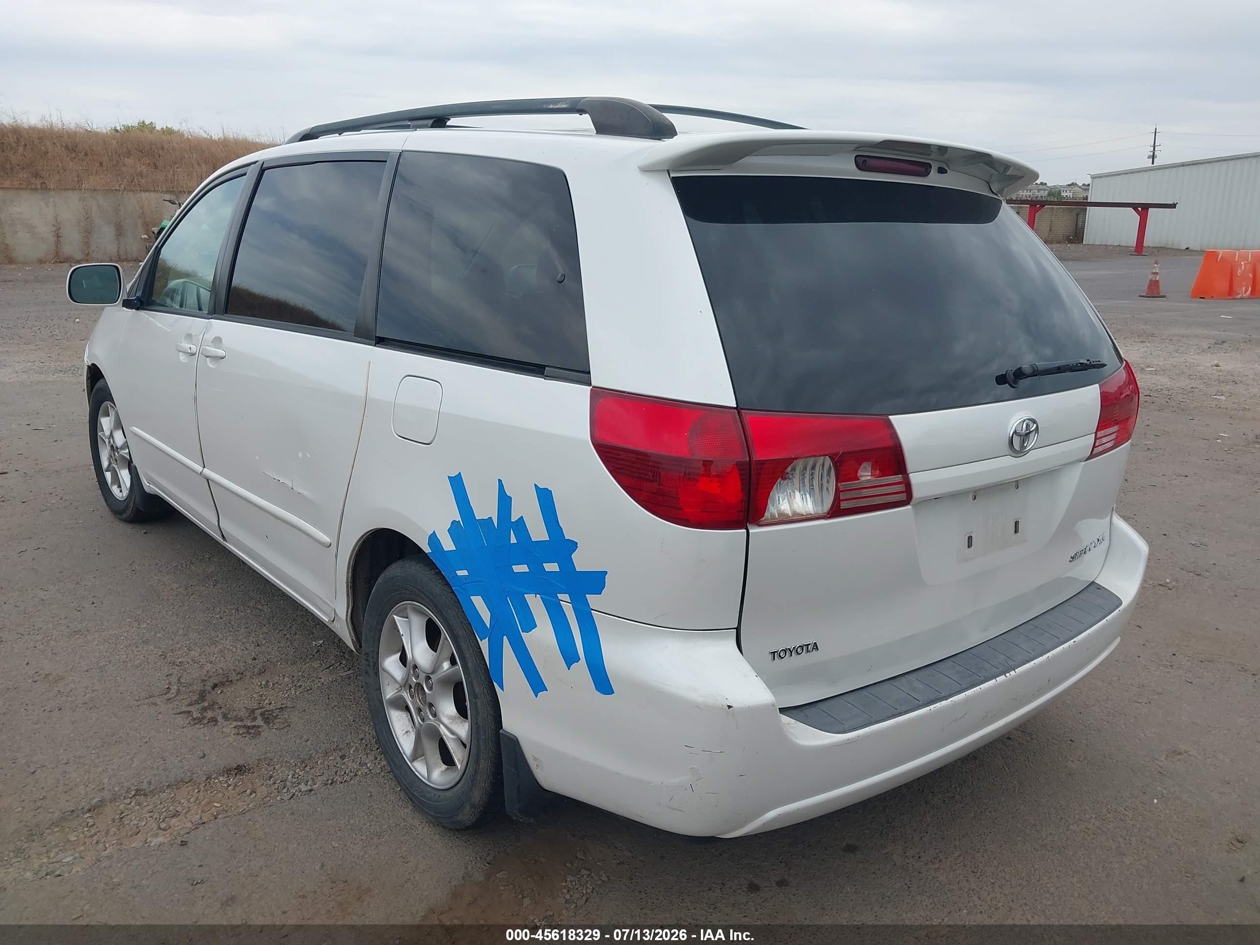 2005 Toyota Sienna Xle White vin: 5TDZA22C75S331301
