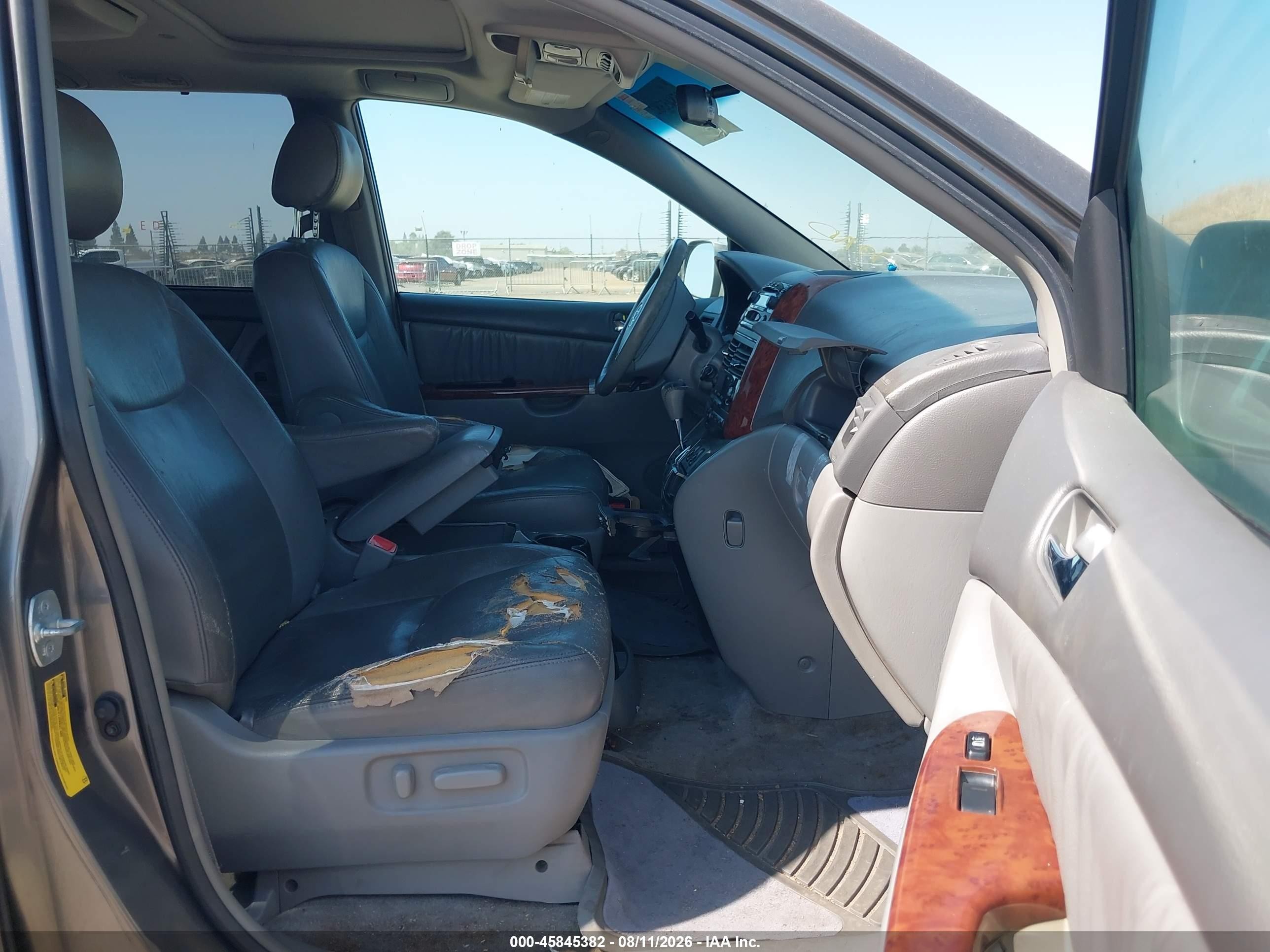 2005 Toyota Sienna Xle Gray vin: 5TDZA22C75S364413