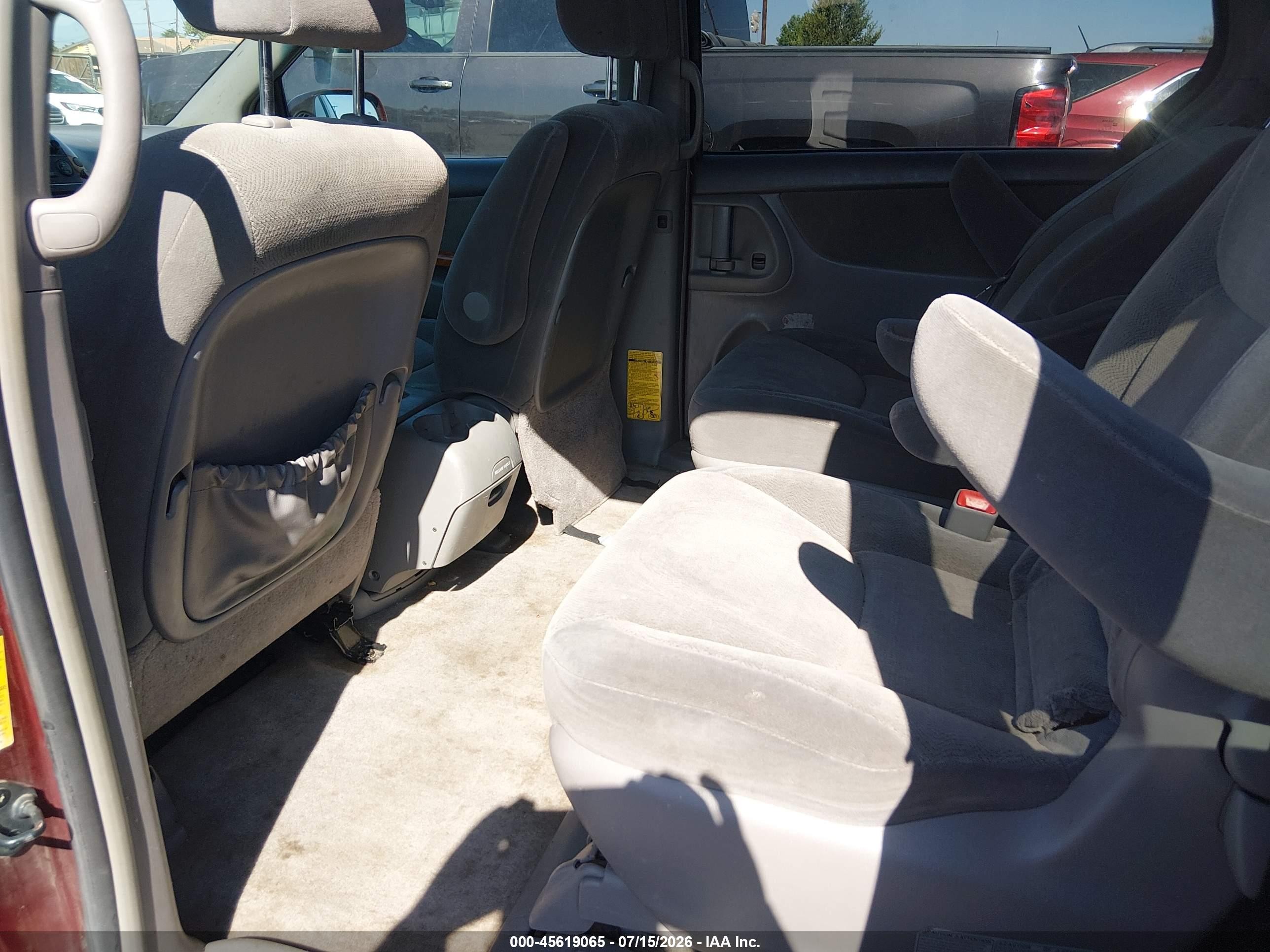2006 Toyota Sienna Xle Red vin: 5TDZA22C76S393640