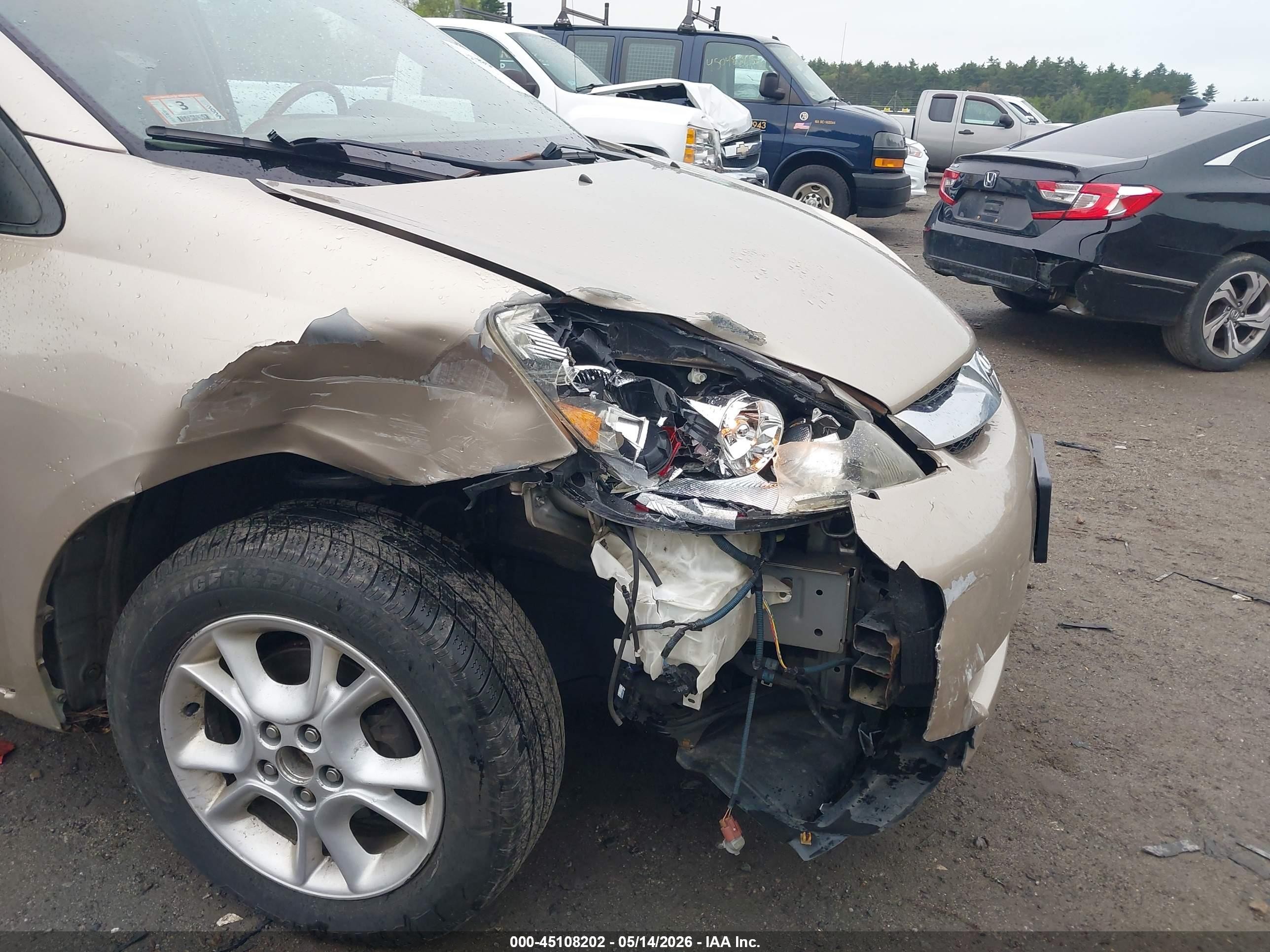 2006 Toyota Sienna Xle Limited Золотой vin: 5TDZA22C76S548476
