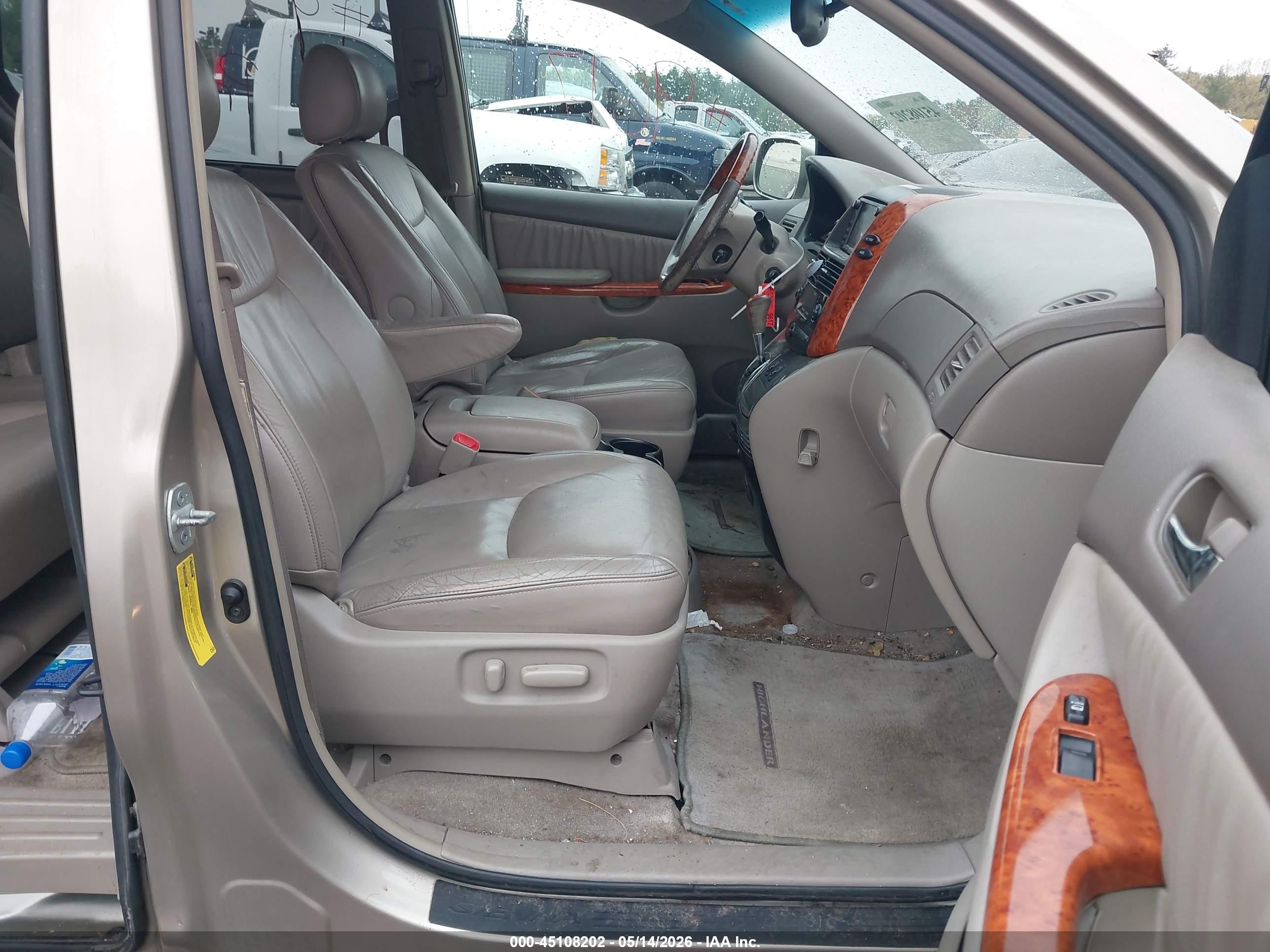 2006 Toyota Sienna Xle Limited Золотой vin: 5TDZA22C76S548476