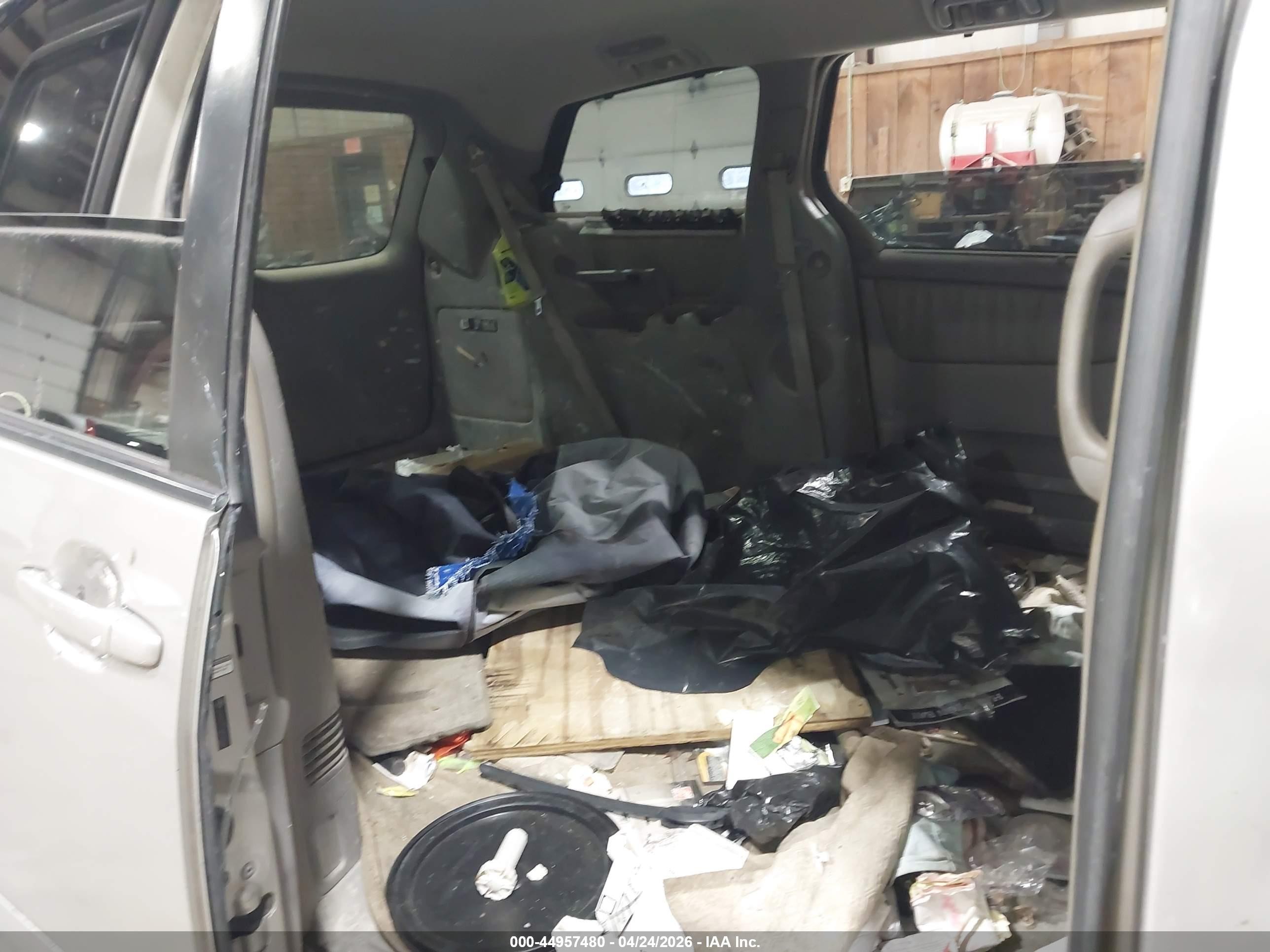 2006 Toyota Sienna Xle Серый vin: 5TDZA22C76S555542