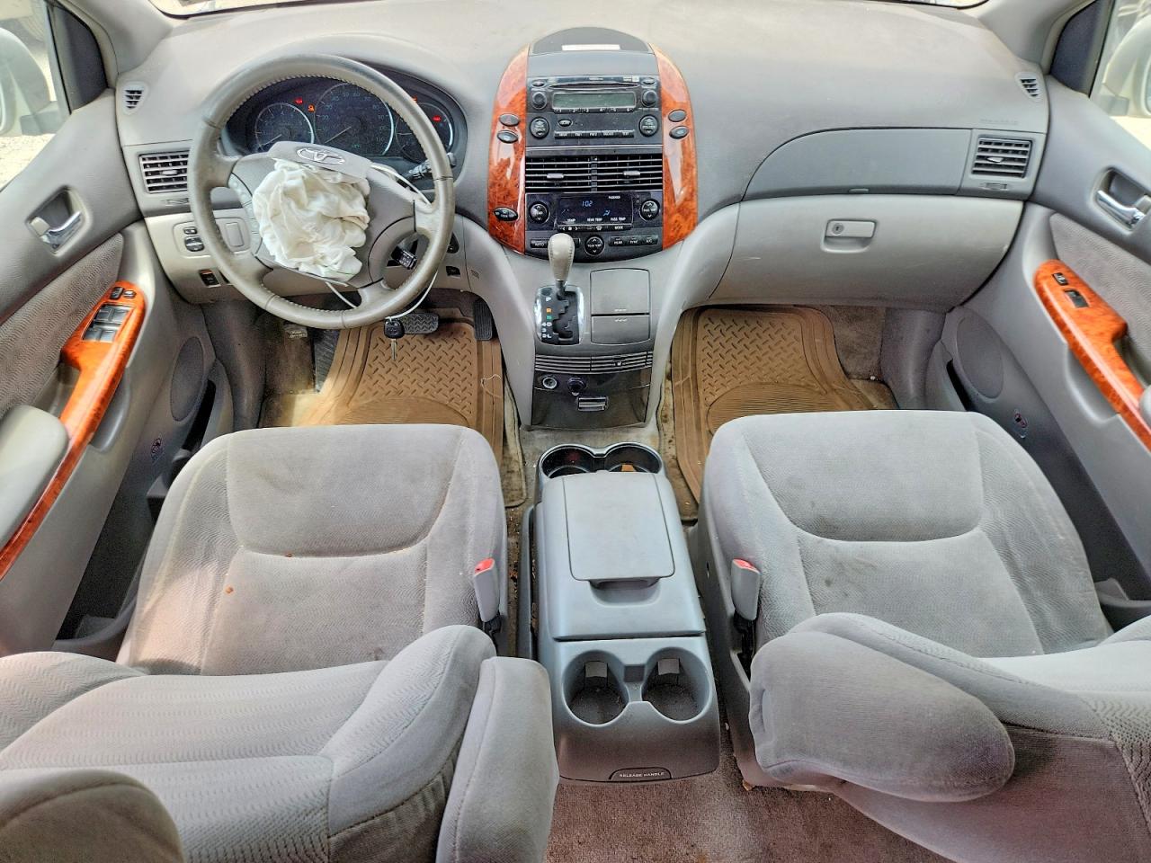 2006 Toyota Sienna Xle 7 Passenger Серебряный vin: 5TDZA22C76S562569