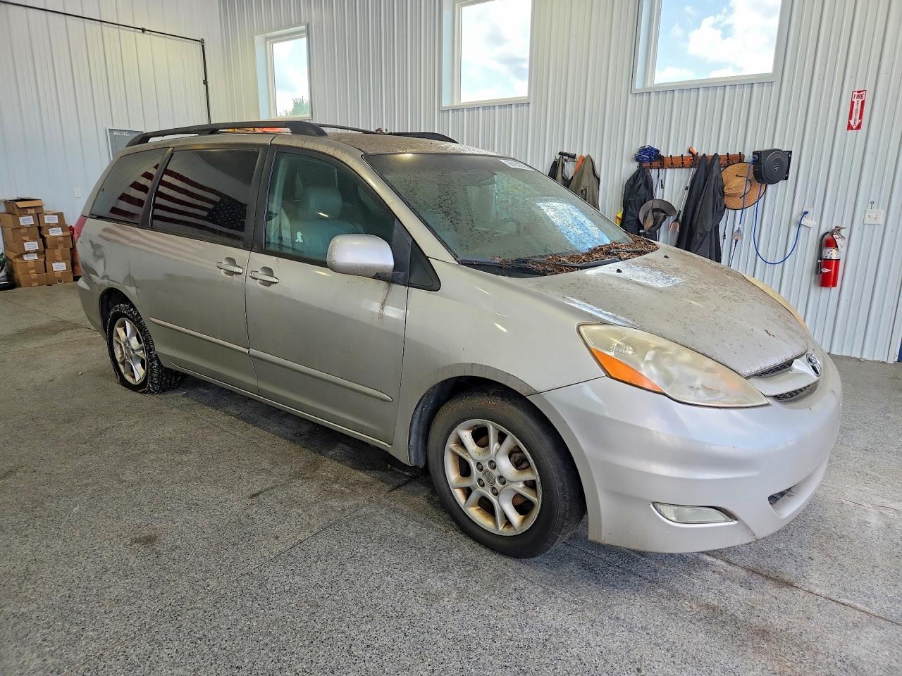 2006 Toyota Sienna Xle 7 Passenger Silver vin: 5TDZA22C76S583535
