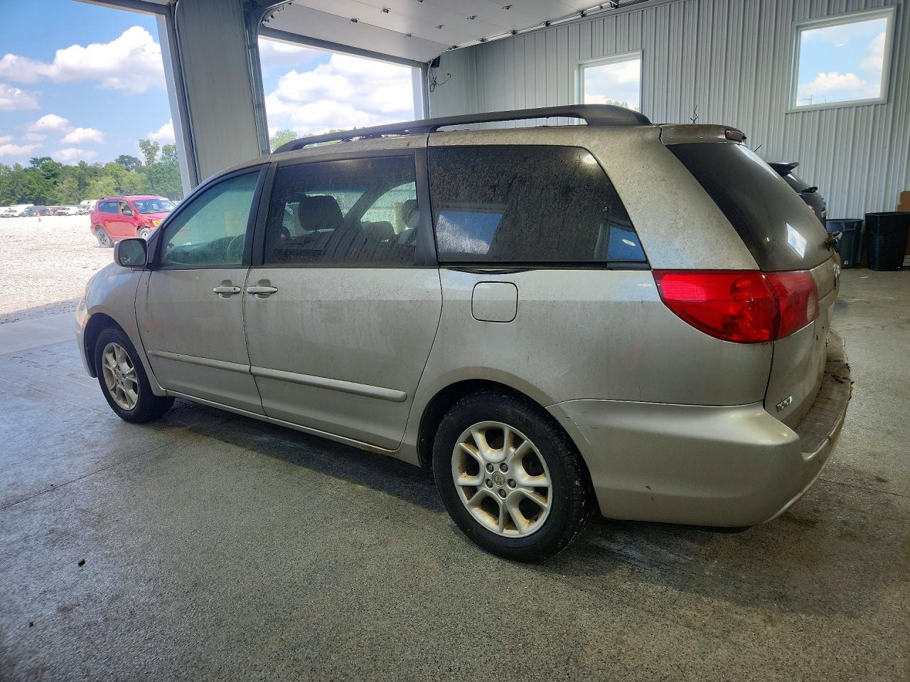 2006 Toyota Sienna Xle 7 Passenger Silver vin: 5TDZA22C76S583535
