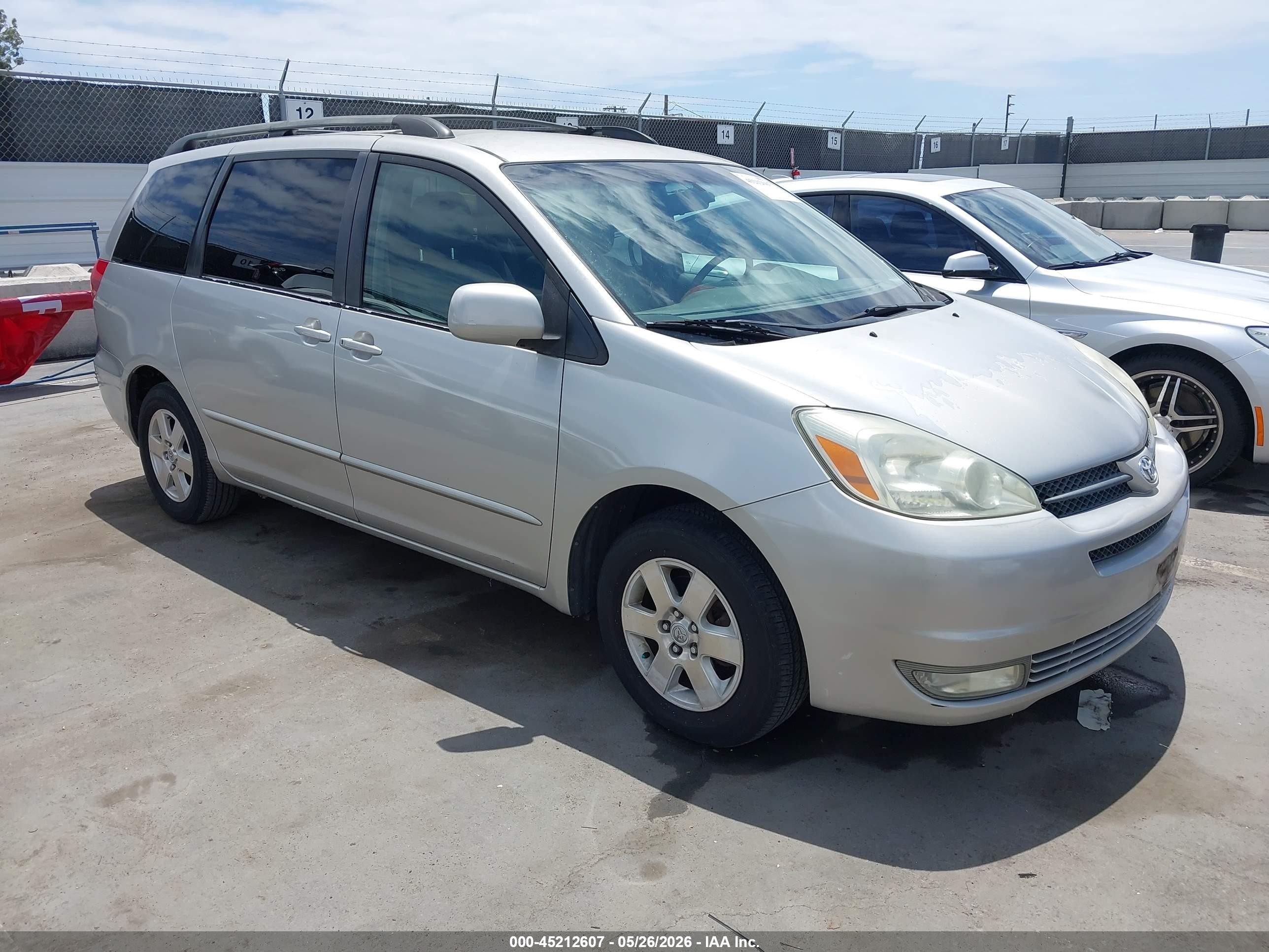 2004 Toyota Sienna Xle/xle Limited Gray vin: 5TDZA22C84S000516
