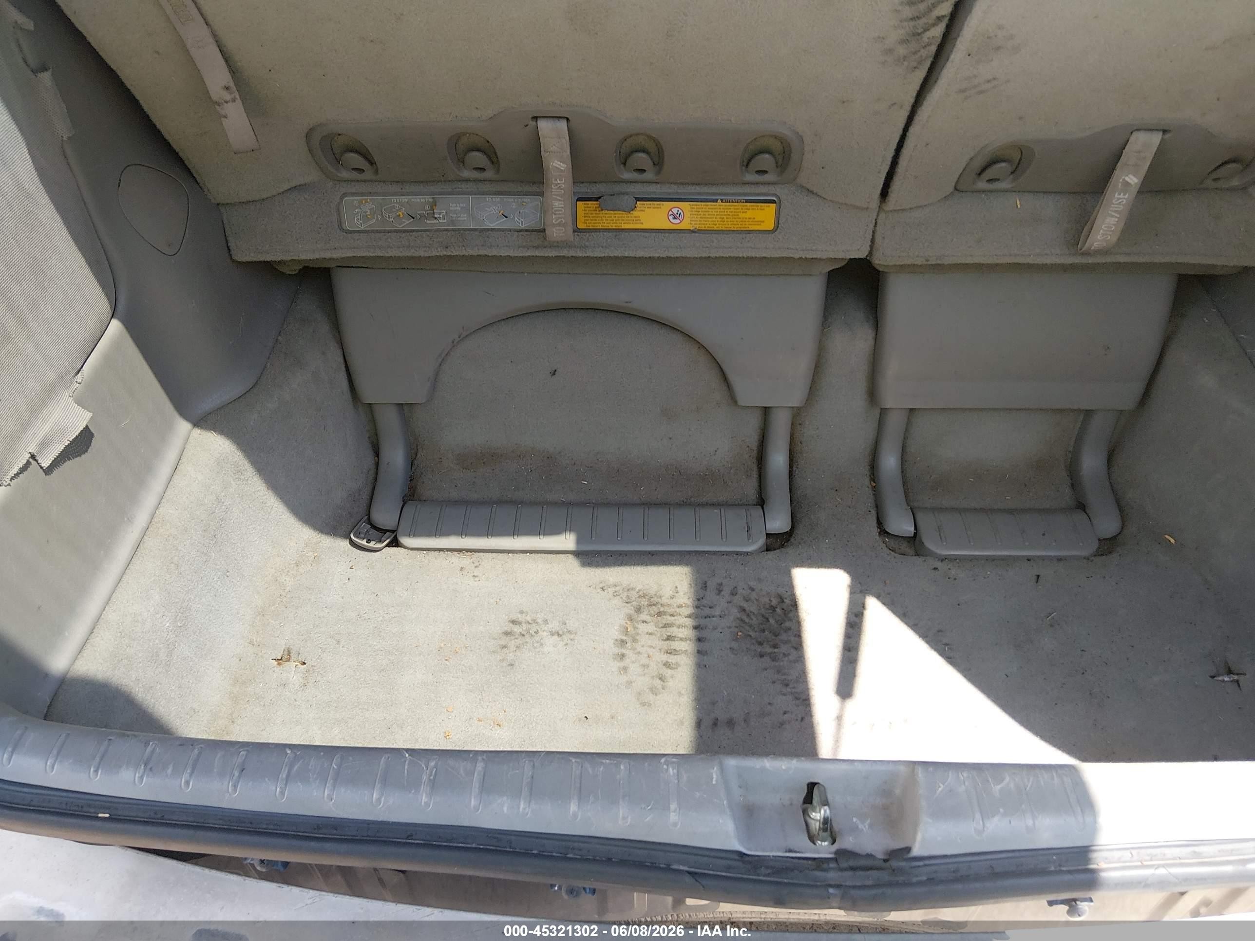 2004 Toyota Sienna Xle Синий vin: 5TDZA22C84S090153