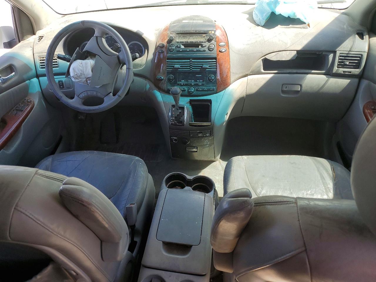 2004 Toyota Sienna Xle 7 Passenger White vin: 5TDZA22C84S105220