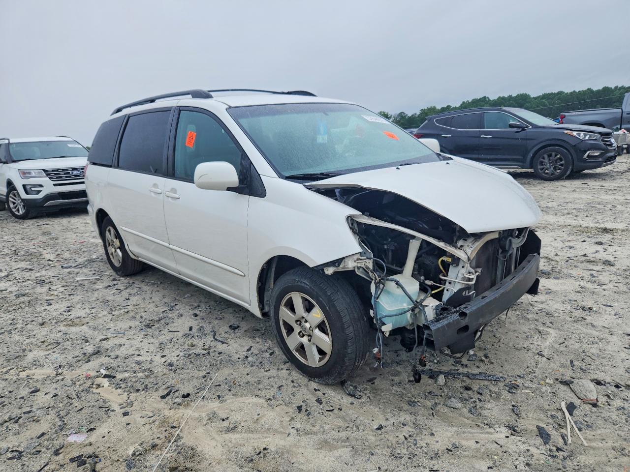 2005 Toyota Sienna Xle 7 Passenger White vin: 5TDZA22C85S232986