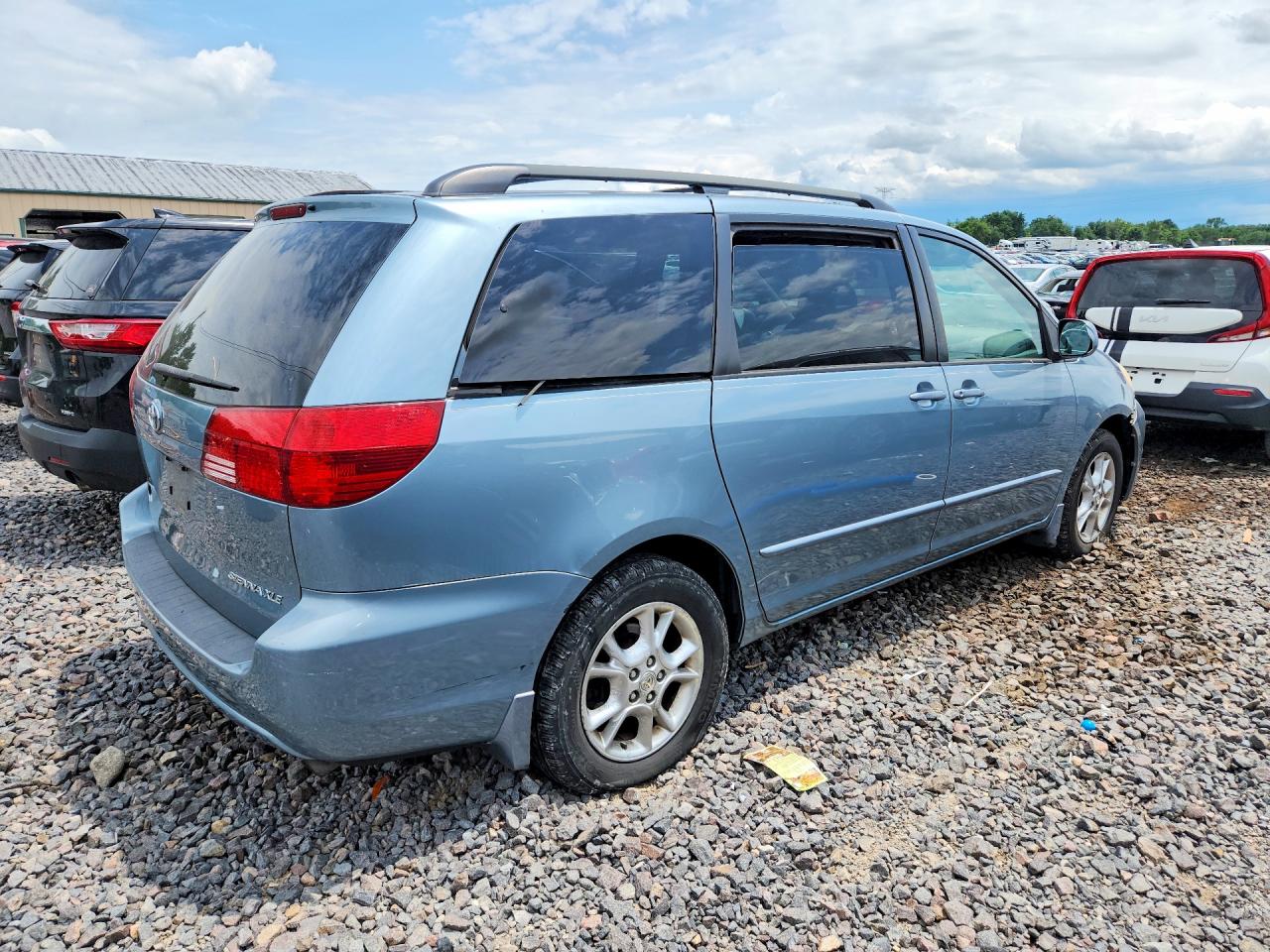 2005 Toyota Sienna Xle 7 Passenger Blue vin: 5TDZA22C85S253661