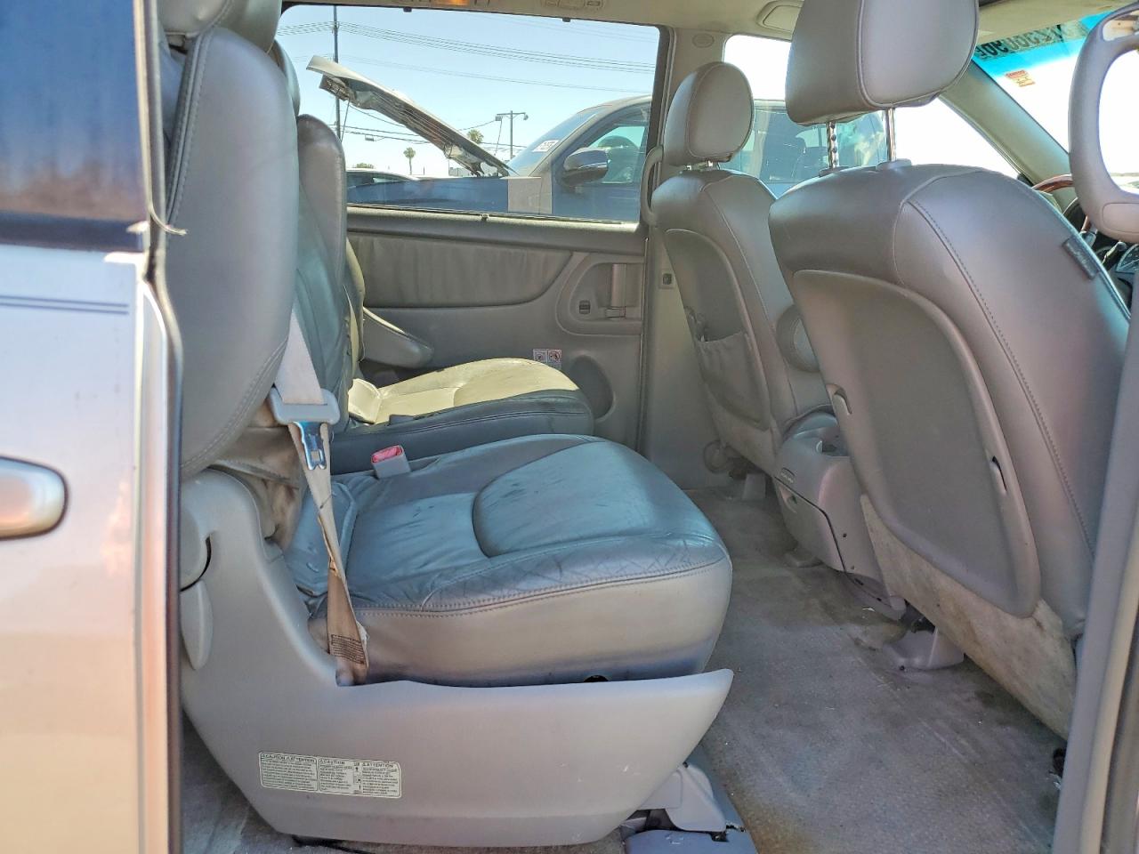2005 Toyota Sienna Xle Limited 7 Passenger Silver vin: 5TDZA22C85S295148