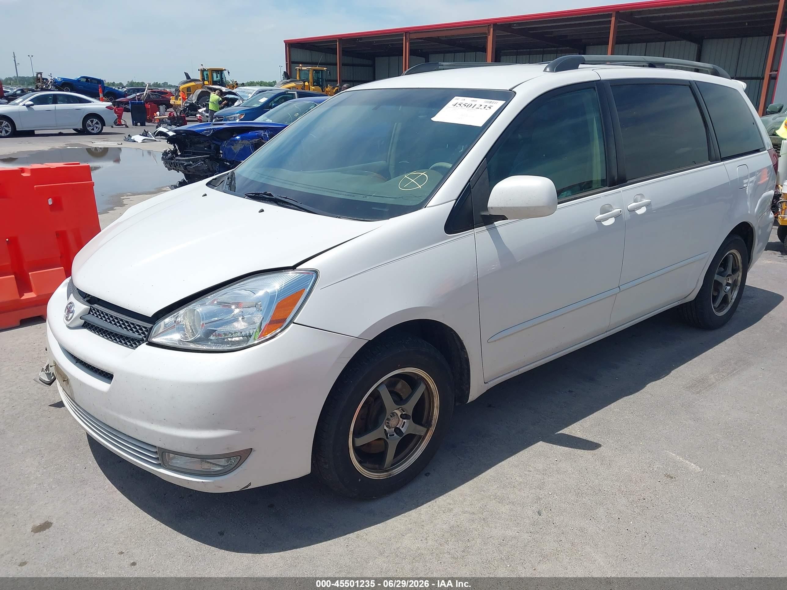 2005 Toyota Sienna Xle White vin: 5TDZA22C85S336409