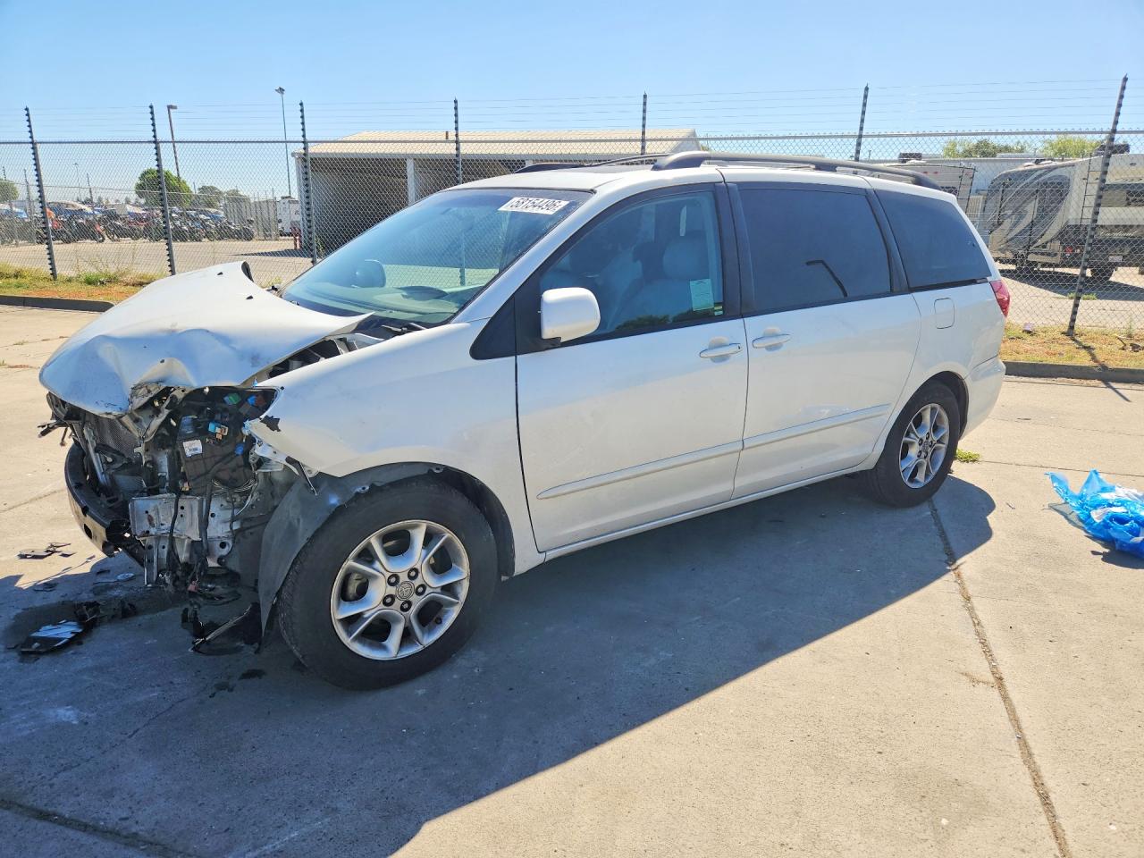 2006 Toyota Sienna Xle 7 Passenger White vin: 5TDZA22C86S577873