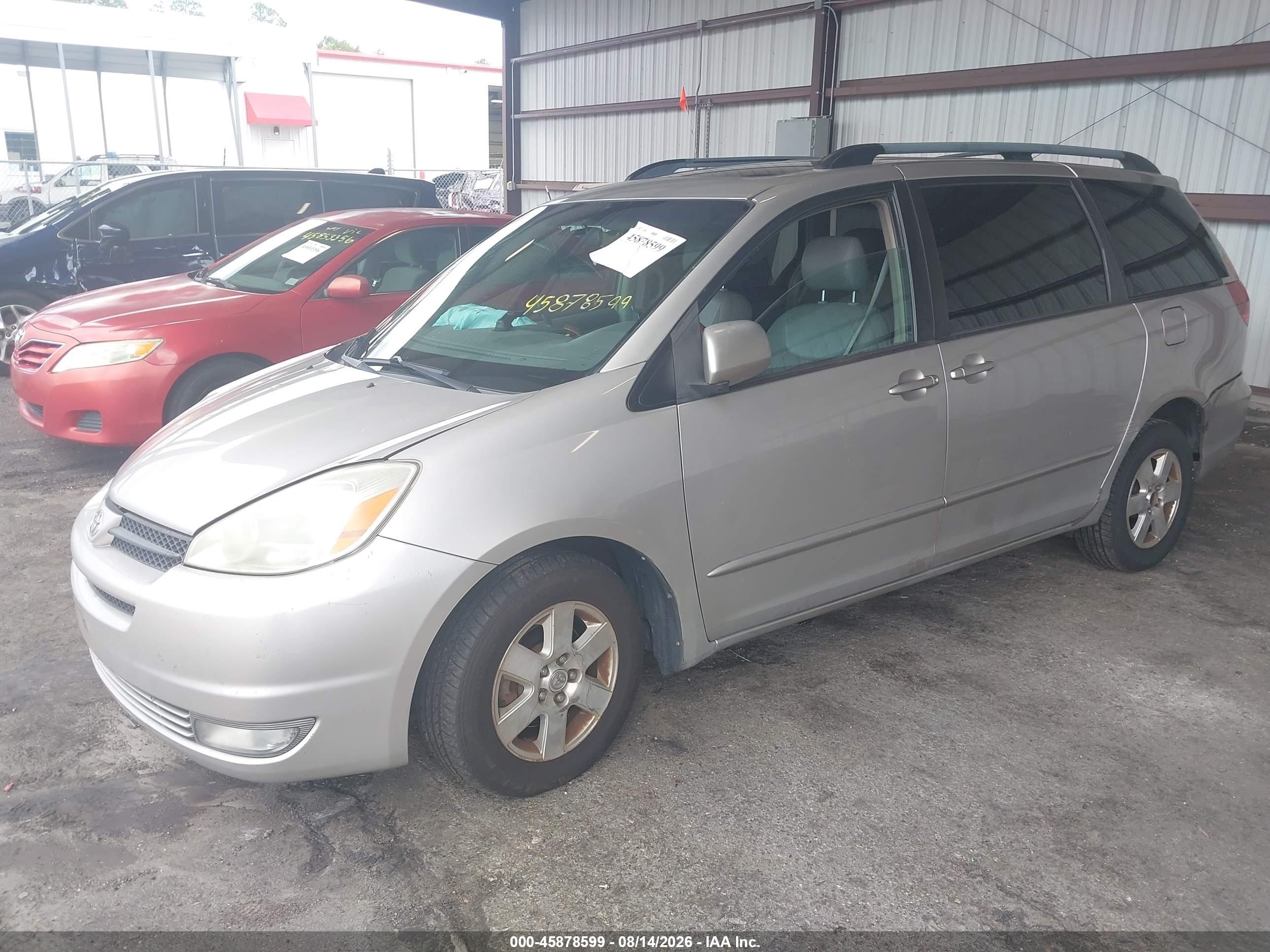 2004 Toyota Sienna Xle Серебряный vin: 5TDZA22C94S135939