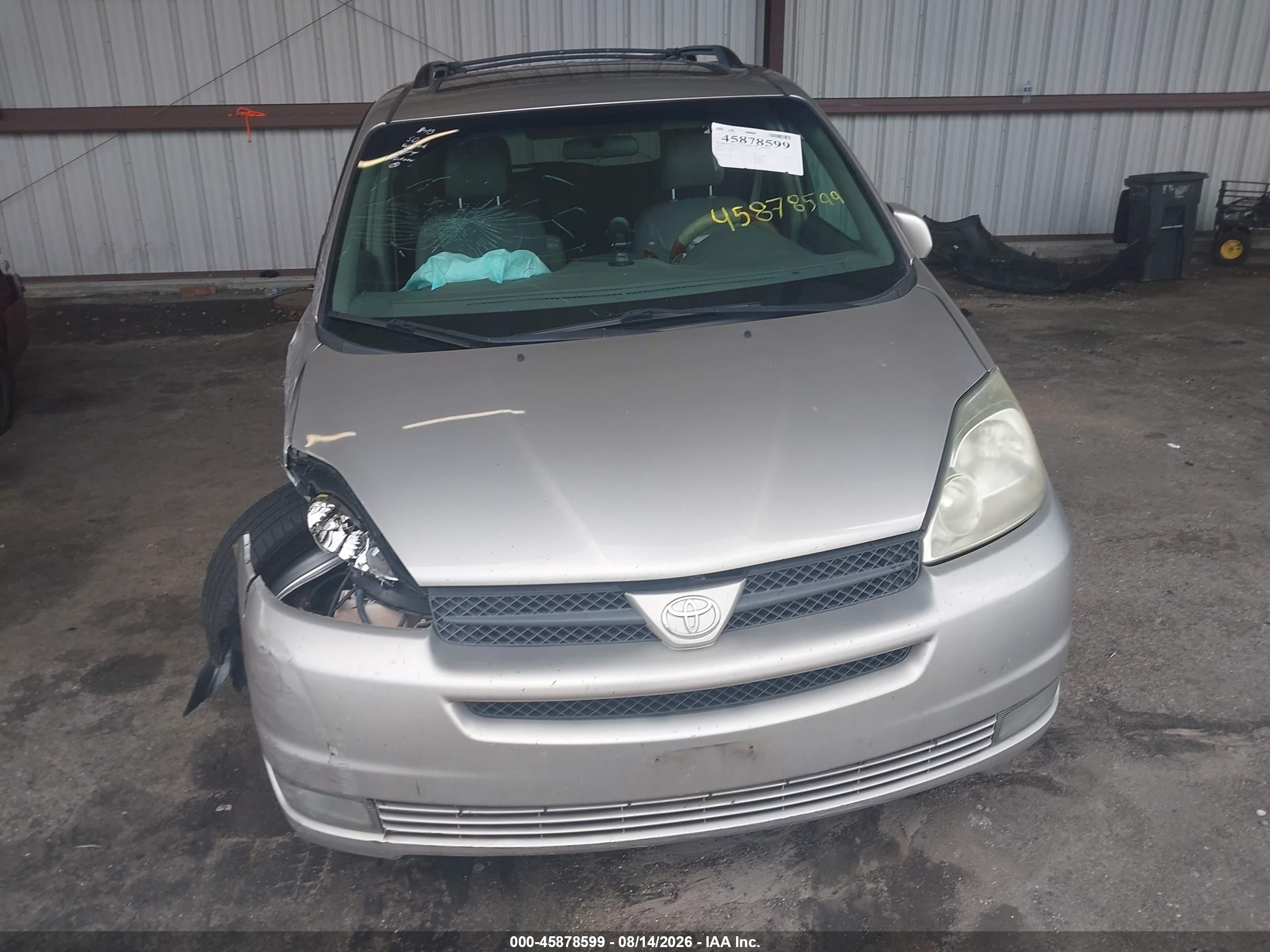 2004 Toyota Sienna Xle Серебряный vin: 5TDZA22C94S135939
