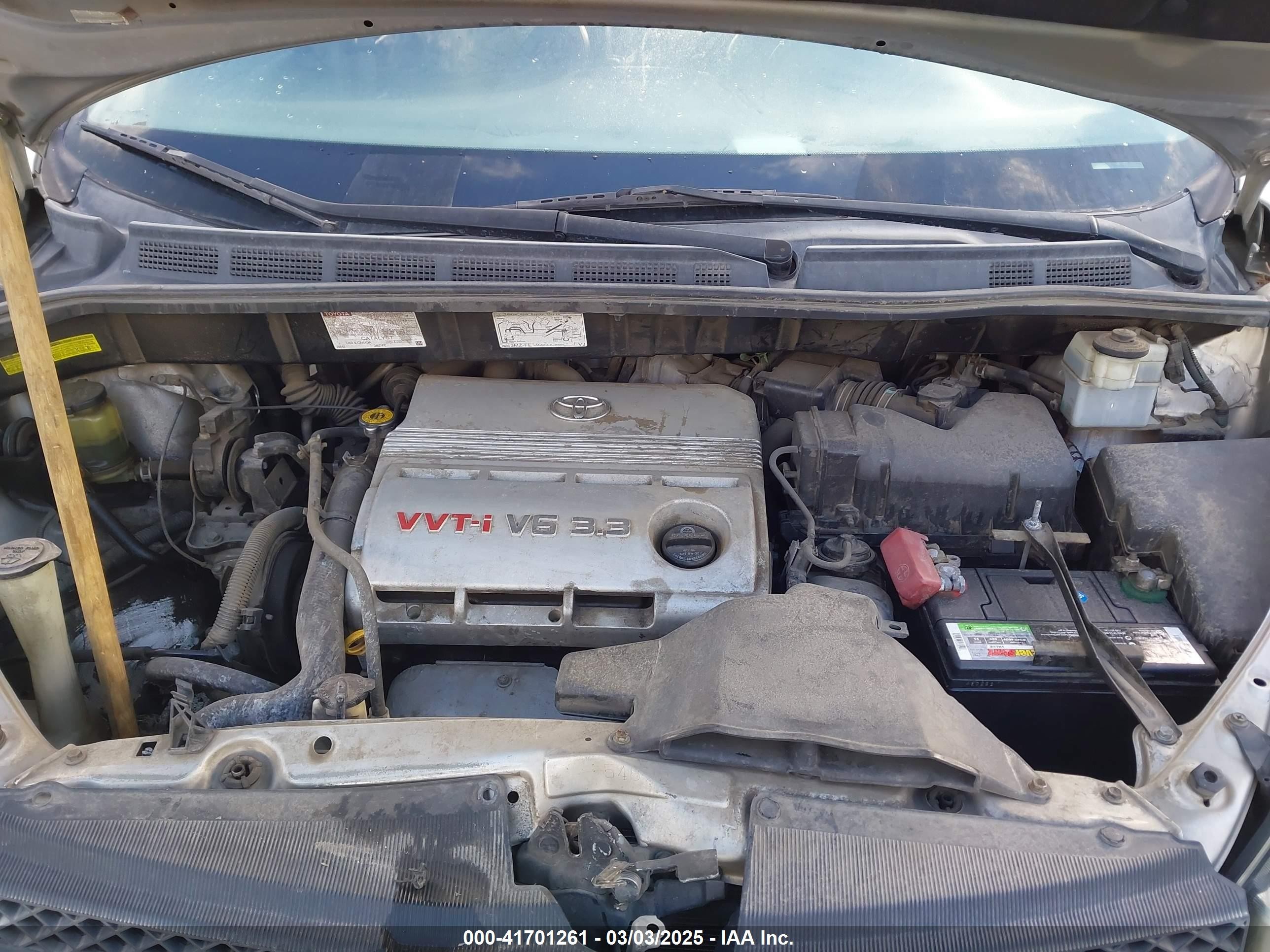 2004 Toyota Sienna Xle Серебряный vin: 5TDZA22C94S152949