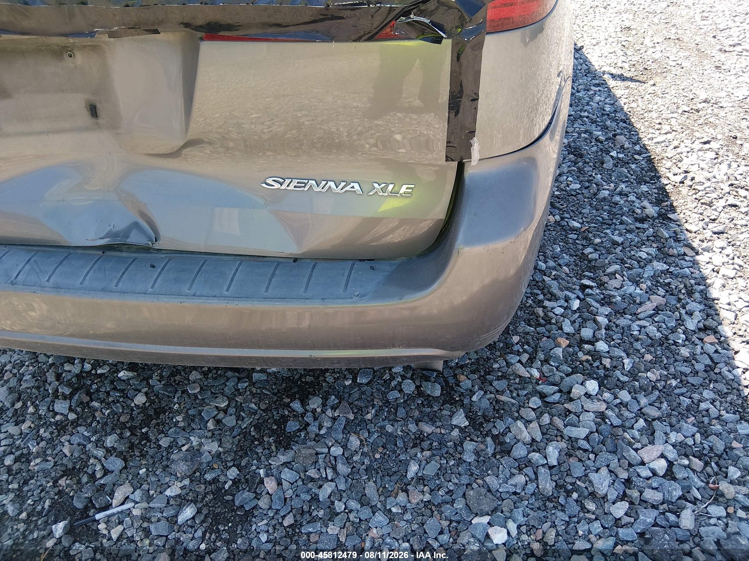 2004 Toyota Sienna Xle Gray vin: 5TDZA22C94S173185