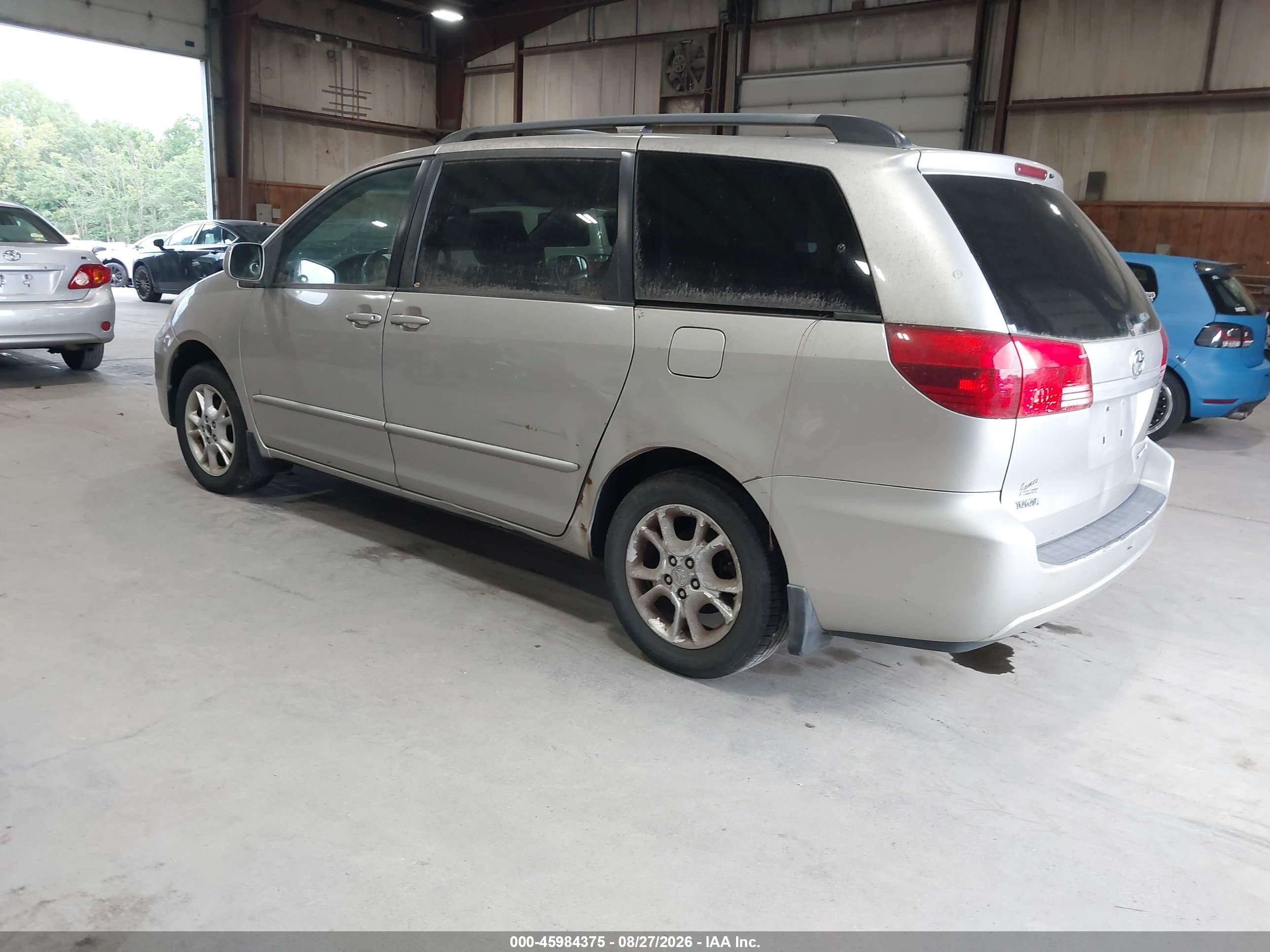 2004 Toyota Sienna Xle Gray vin: 5TDZA22C94S195347