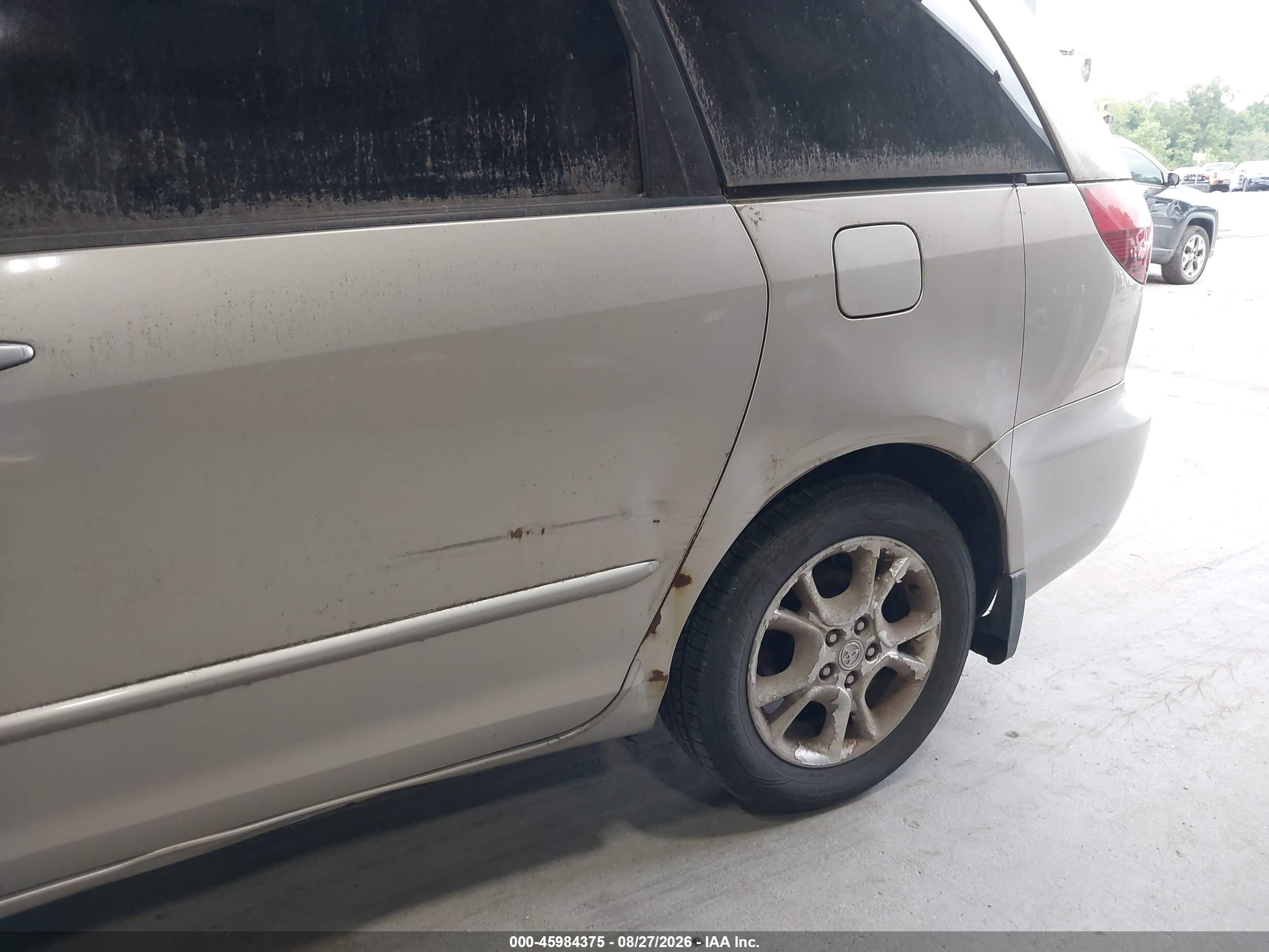 2004 Toyota Sienna Xle Gray vin: 5TDZA22C94S195347
