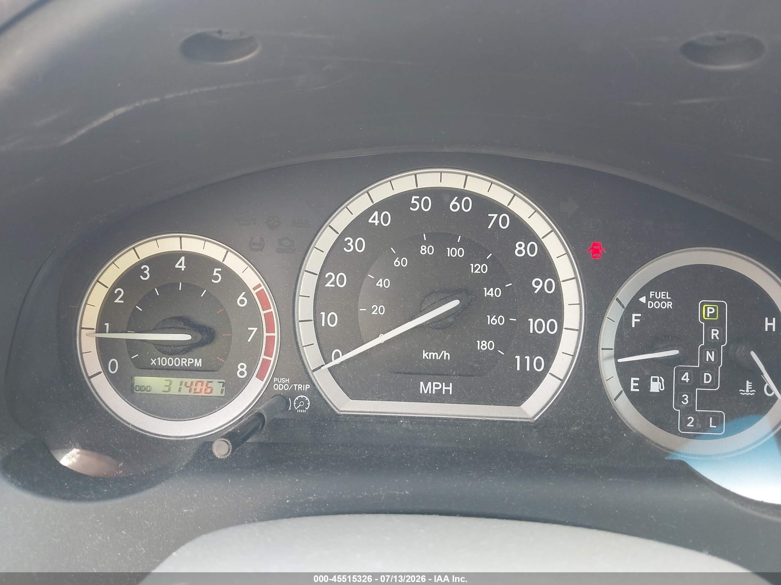 2004 Toyota Sienna Xle White vin: 5TDZA22C94S212230