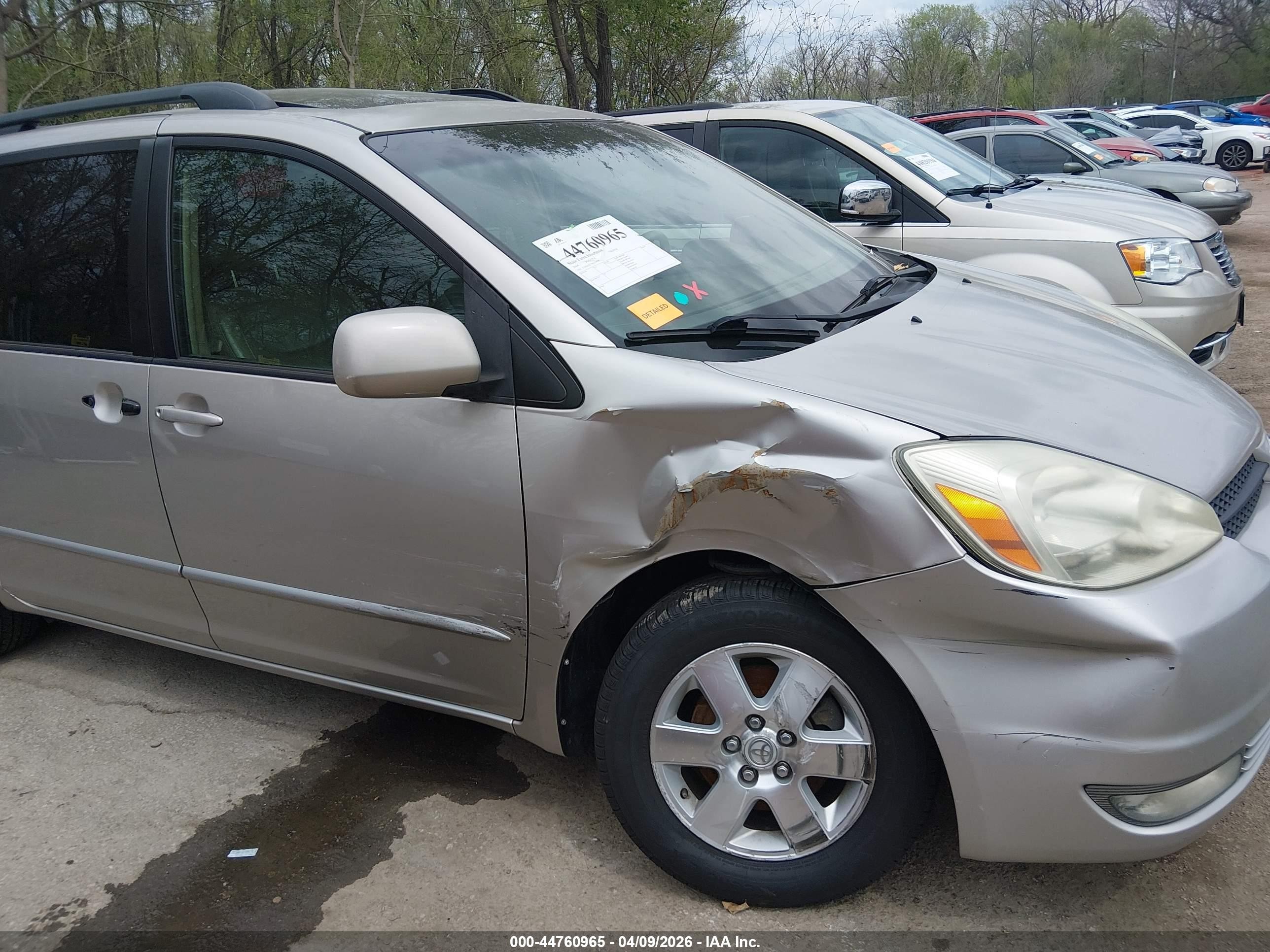 2004 Toyota Sienna Xle Beige vin: 5TDZA22C94S219954