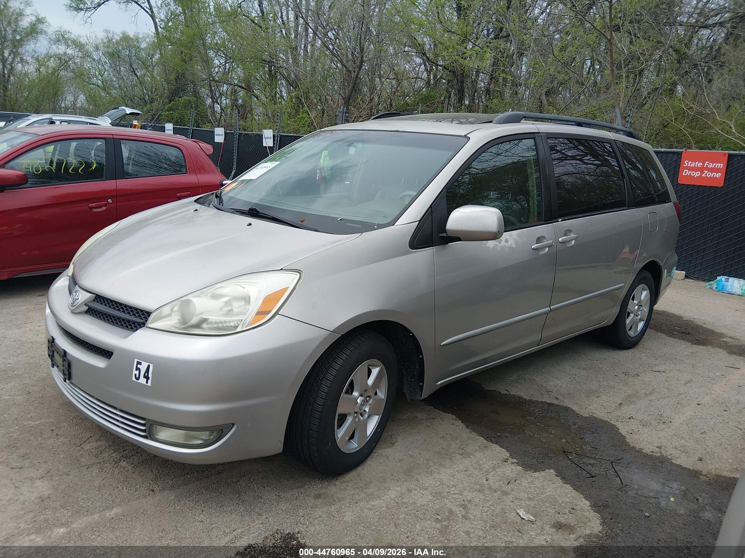 2004 Toyota Sienna Xle Beige vin: 5TDZA22C94S219954