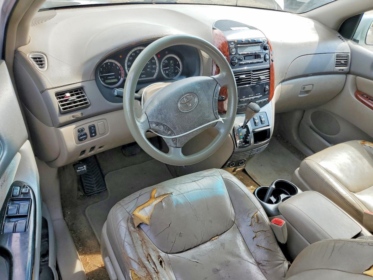 2005 Toyota Sienna Xle 7 Passenger White vin: 5TDZA22C95S281596