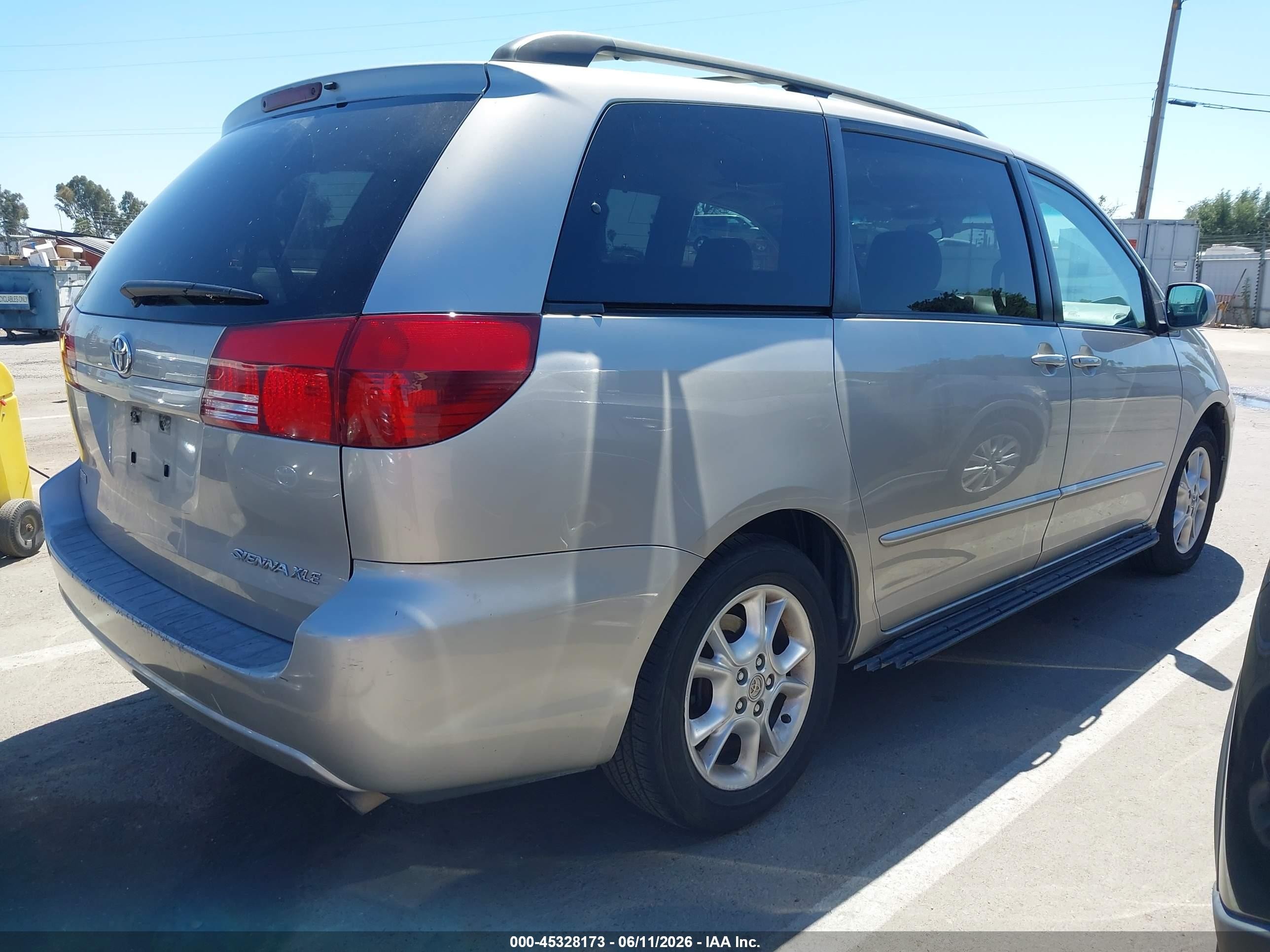 2005 Toyota Sienna Xle Silver vin: 5TDZA22C95S282408