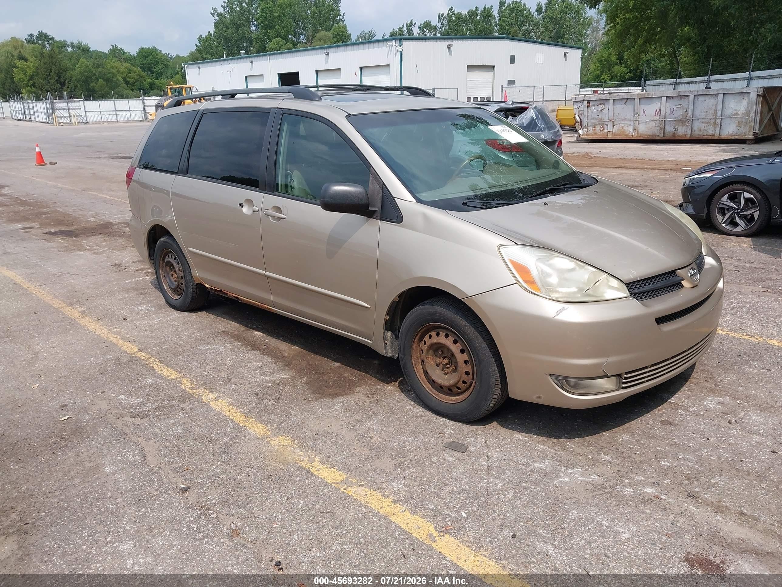 2005 Toyota Sienna Xle Gold vin: 5TDZA22C95S385070