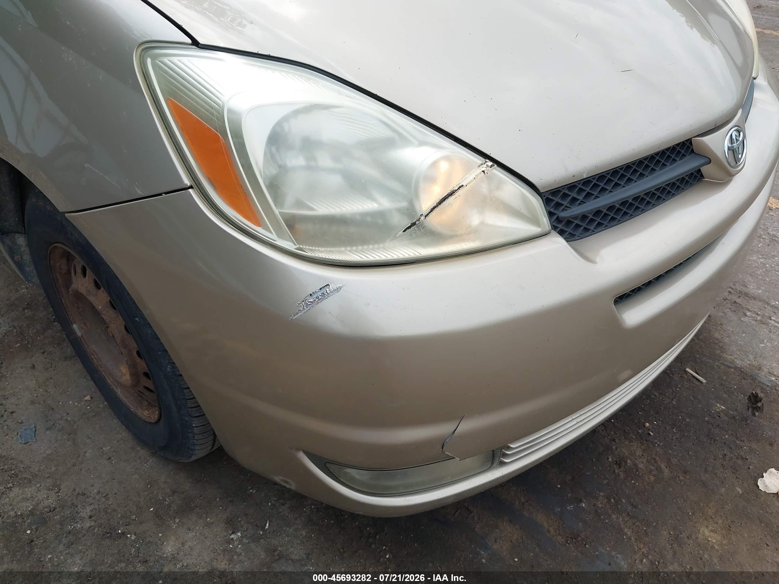 2005 Toyota Sienna Xle Gold vin: 5TDZA22C95S385070